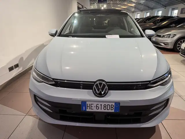 Volkswagen Golf view 7