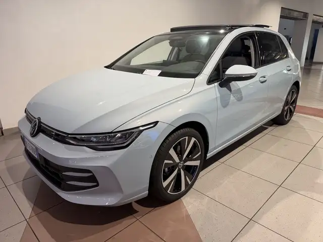 Volkswagen Golf main image