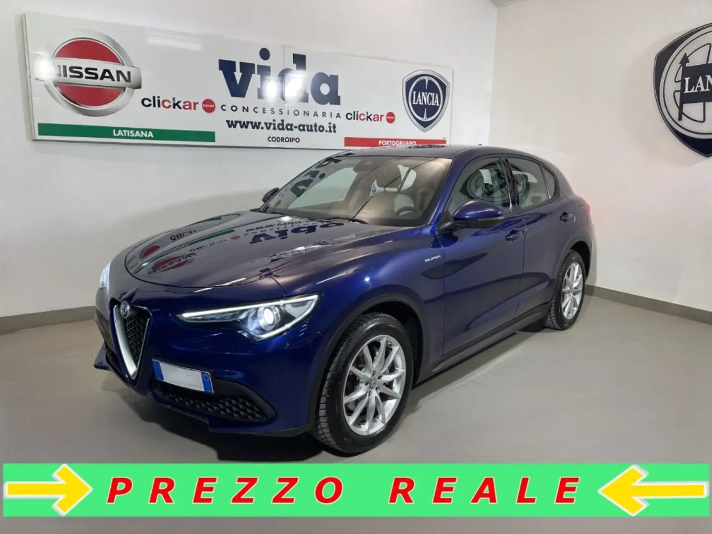 Alfa Romeo Stelvio 2.2 TDS 190 CV AT8 Q4 Exe full pelle ghiaccio Blu/Azzurro - 1