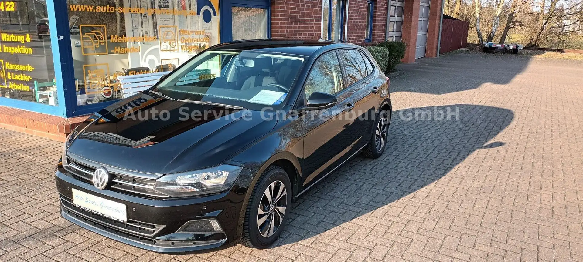 Volkswagen Polo VI Comf. HU=NEU,Sitzheizung,Allwetterreifen Schwarz - 1