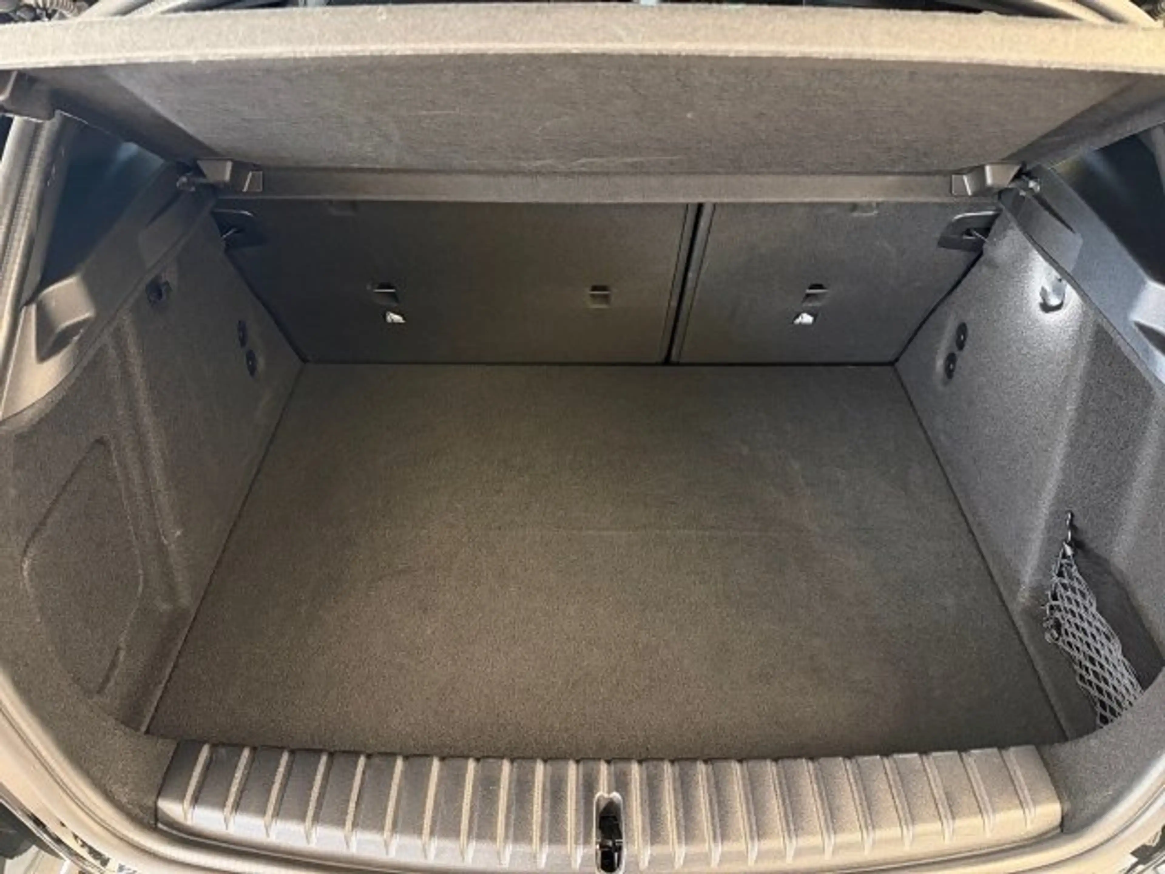 BMW 118 d 5-Türer F70 B47 — photo 13