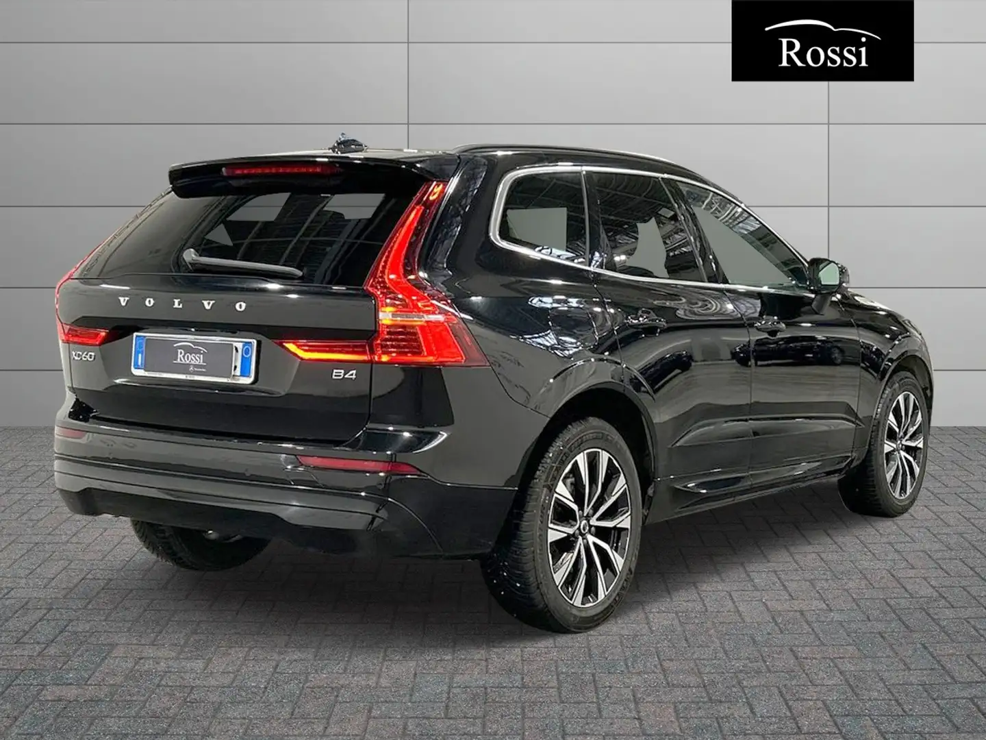 Volvo XC60 2.0 B4 Core Schwarz - 2