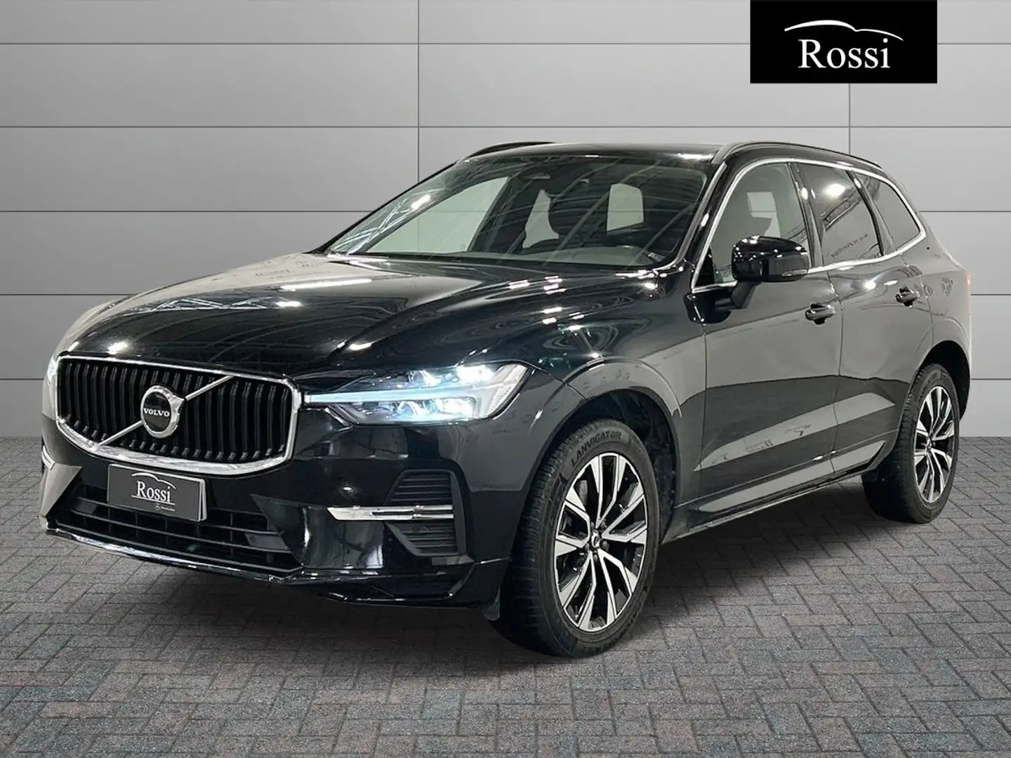 Volvo XC60 2.0 B4 Core Schwarz - 1