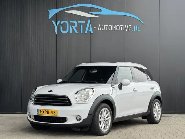 MINI One Countryman 1.6 Chili PANO*NAVI*PDC*CRUISE*BLUETOOTH