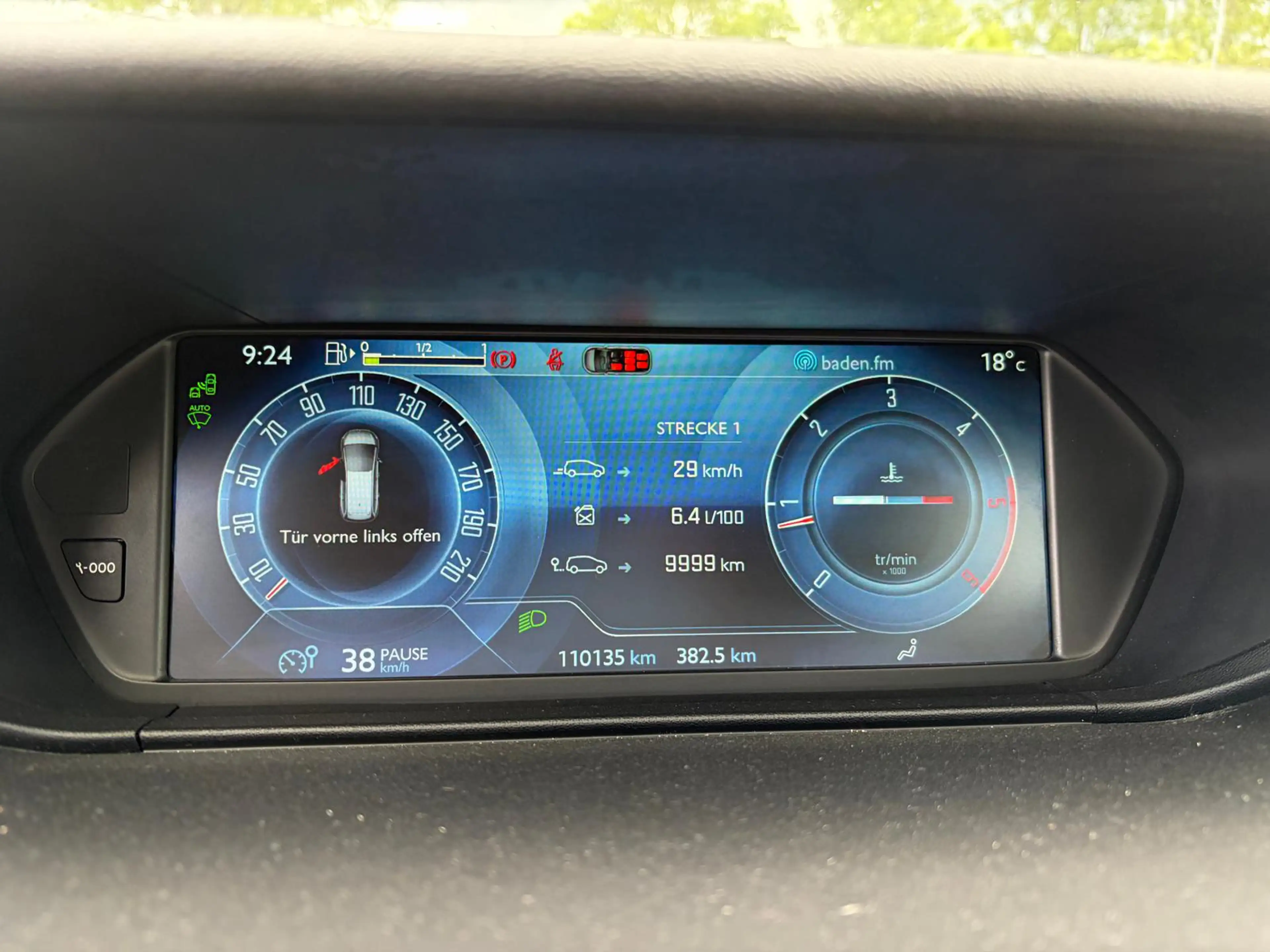 Citroen Grand C4 Picasso 1.6 Blue-HDI FAP Selection — photo 11