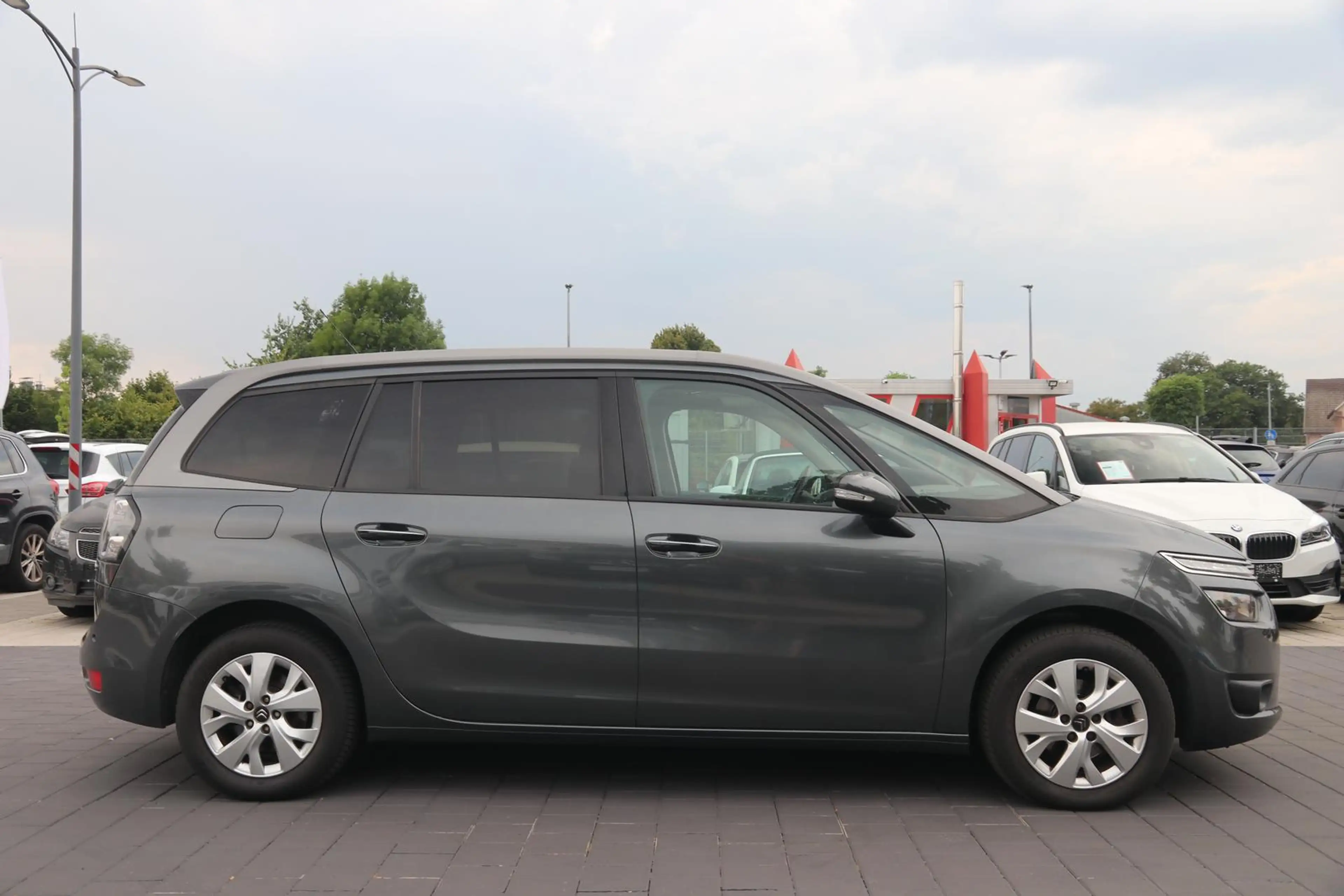 Citroen Grand C4 Picasso 1.6 Blue-HDI FAP Selection — photo 4
