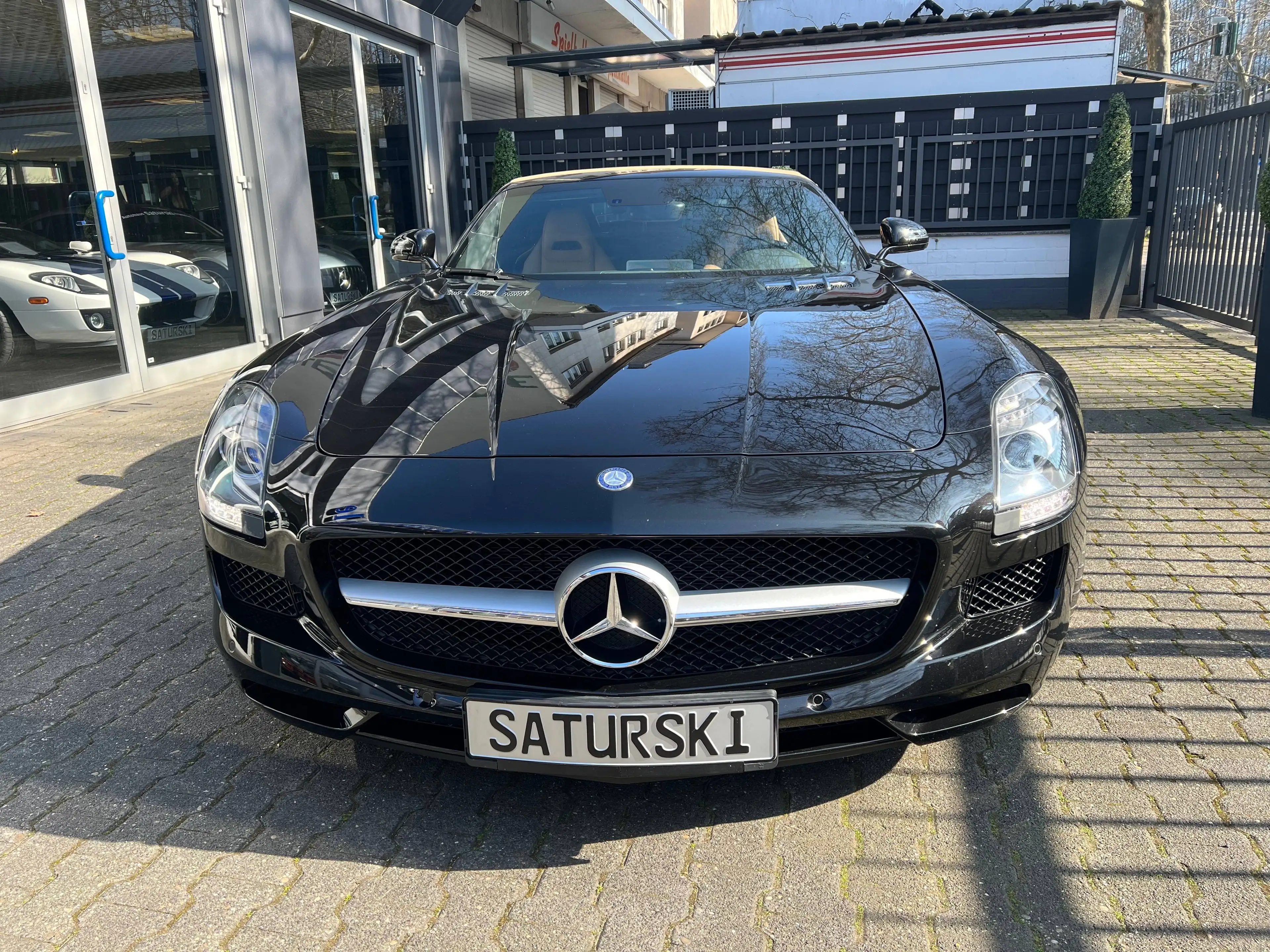 Mercedes-Benz SLS SLS AMG Roadster V8 6.2 nur only 9Tkm schwarz Verdeck beige — photo 6