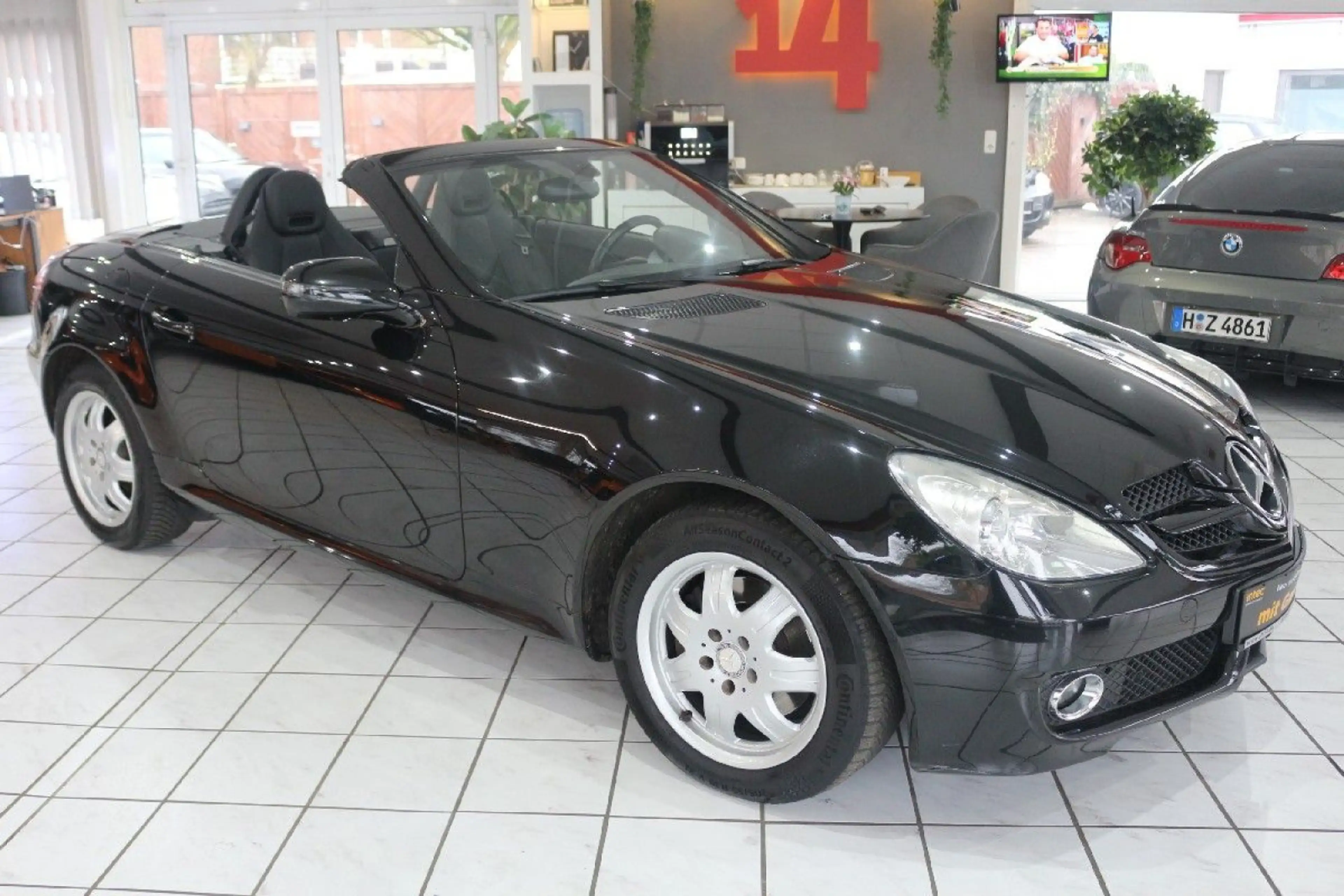 Mercedes-Benz SLK 200 - Automatik-Navi-Leder-Airscarf-Sitzhei — photo 4