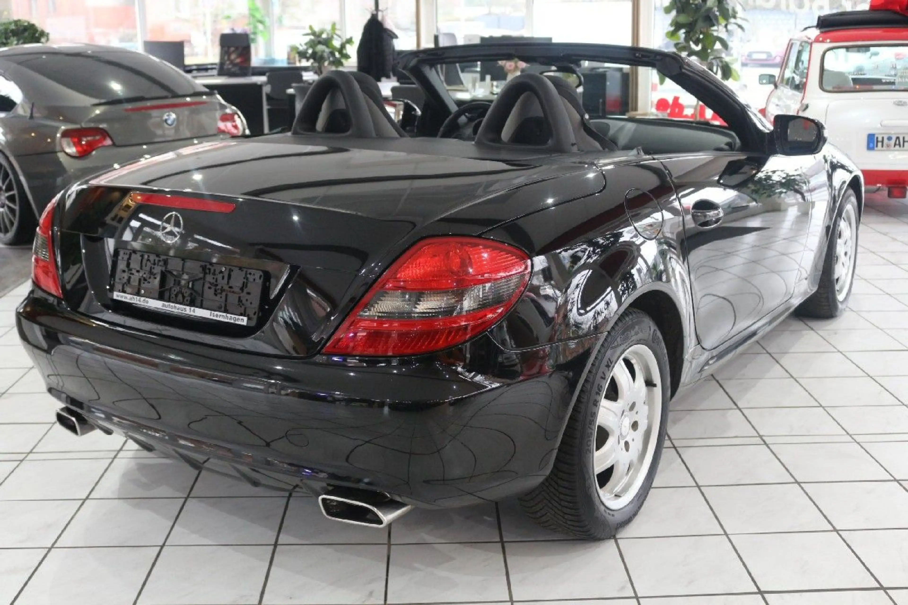 Mercedes-Benz SLK 200 - Automatik-Navi-Leder-Airscarf-Sitzhei — photo 5