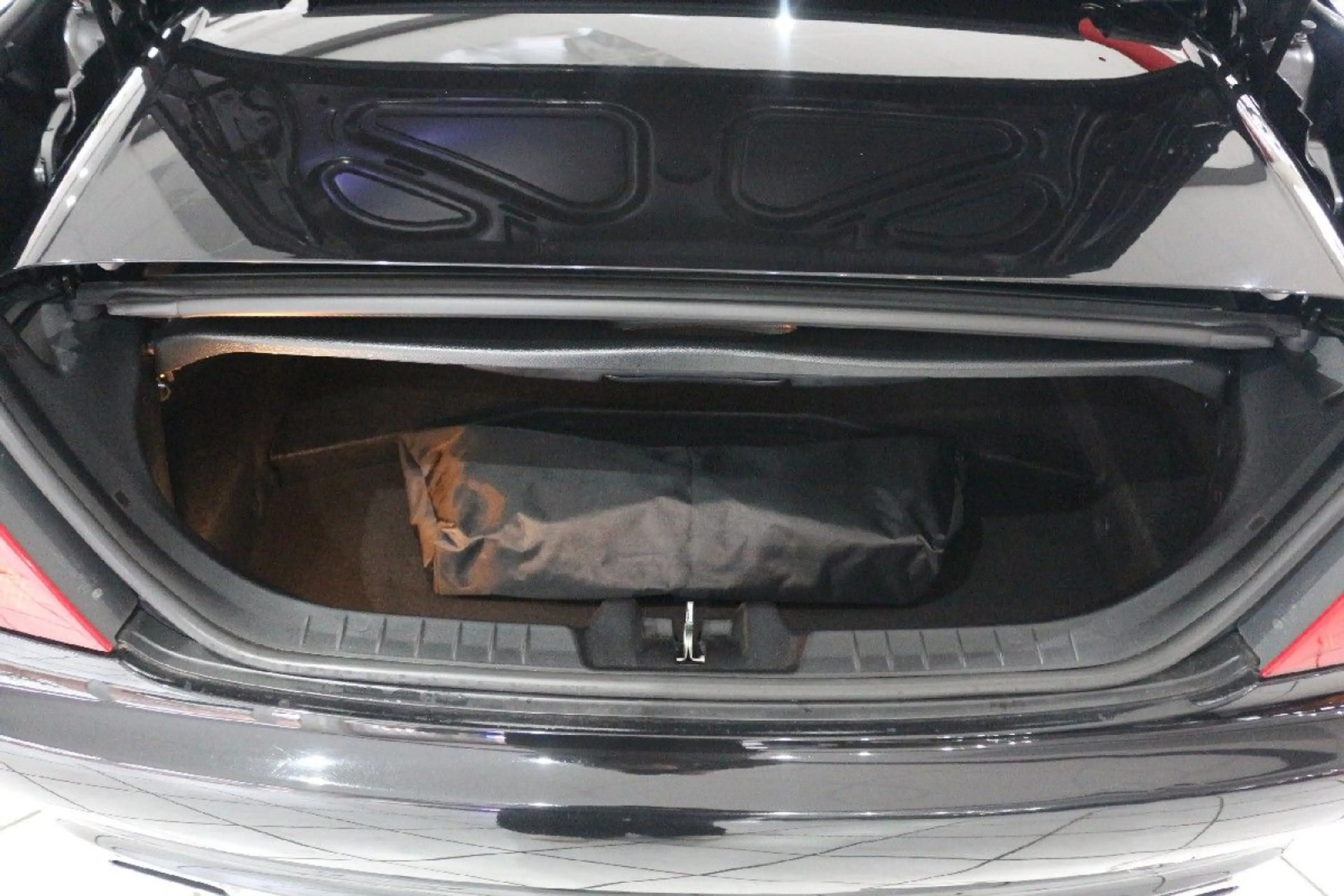 Mercedes-Benz SLK 200 - Automatik-Navi-Leder-Airscarf-Sitzhei — photo 7
