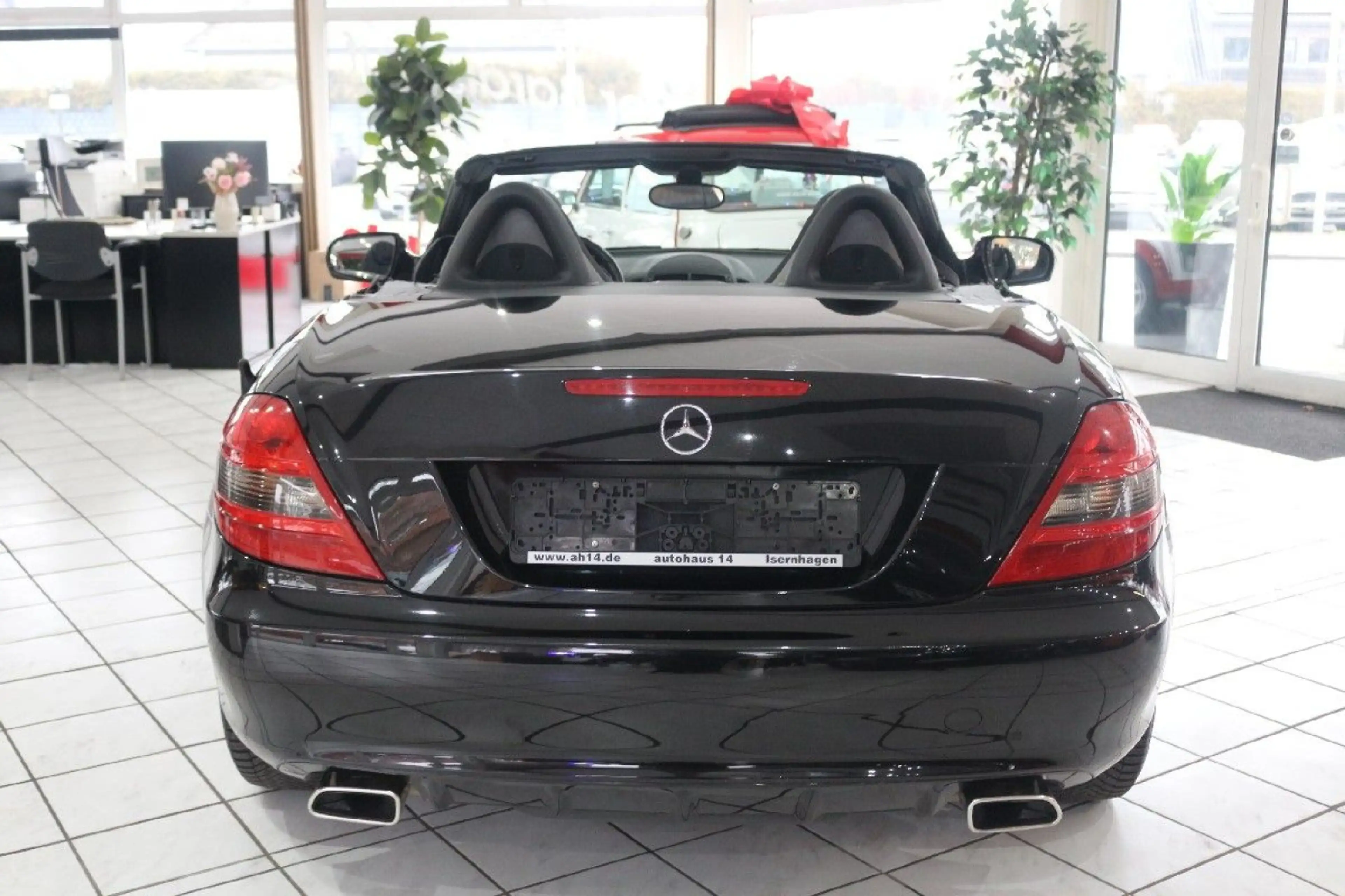 Mercedes-Benz SLK 200 - Automatik-Navi-Leder-Airscarf-Sitzhei — photo 6