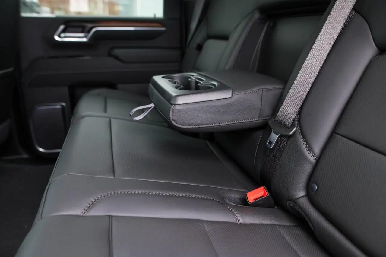 GMC Sierra 2500HD снимка GMC Sierra 2500HD