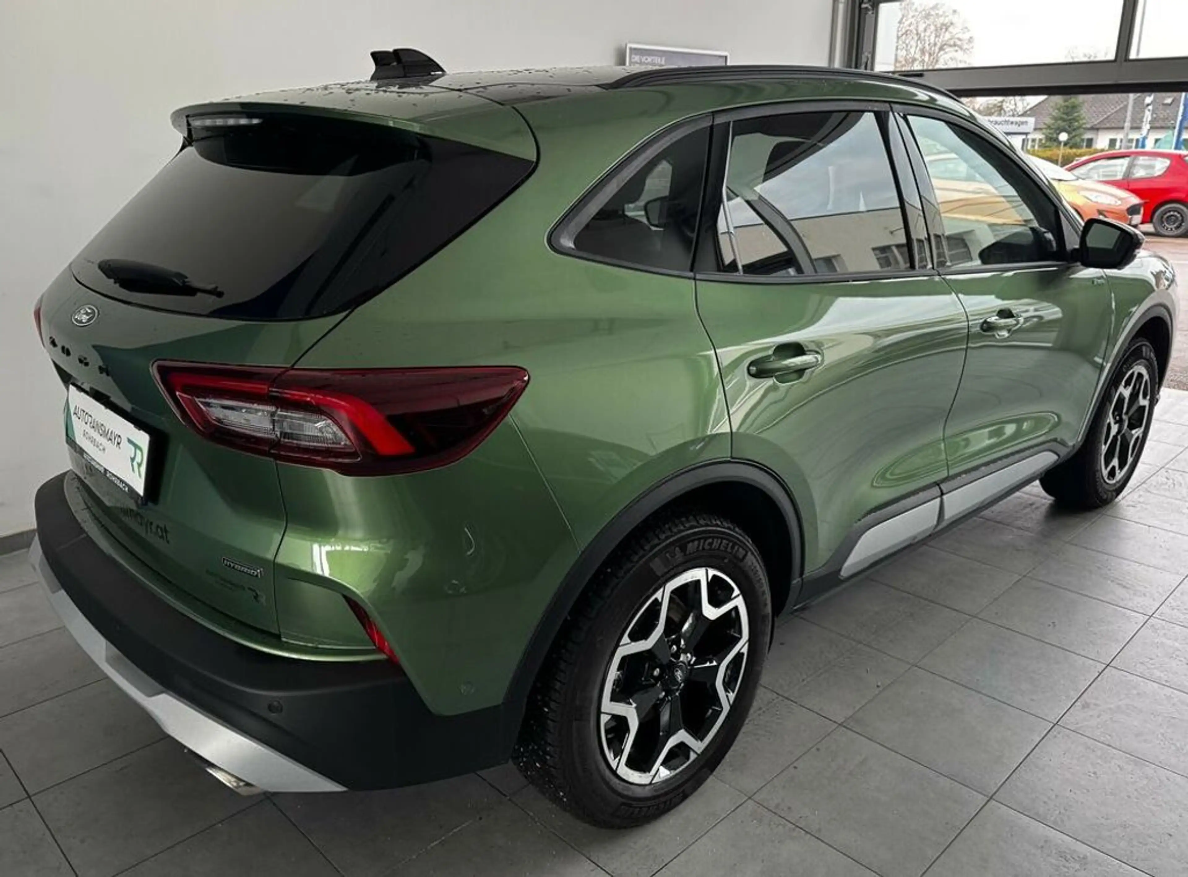 Ford Kuga Hybrid Active X — photo 4