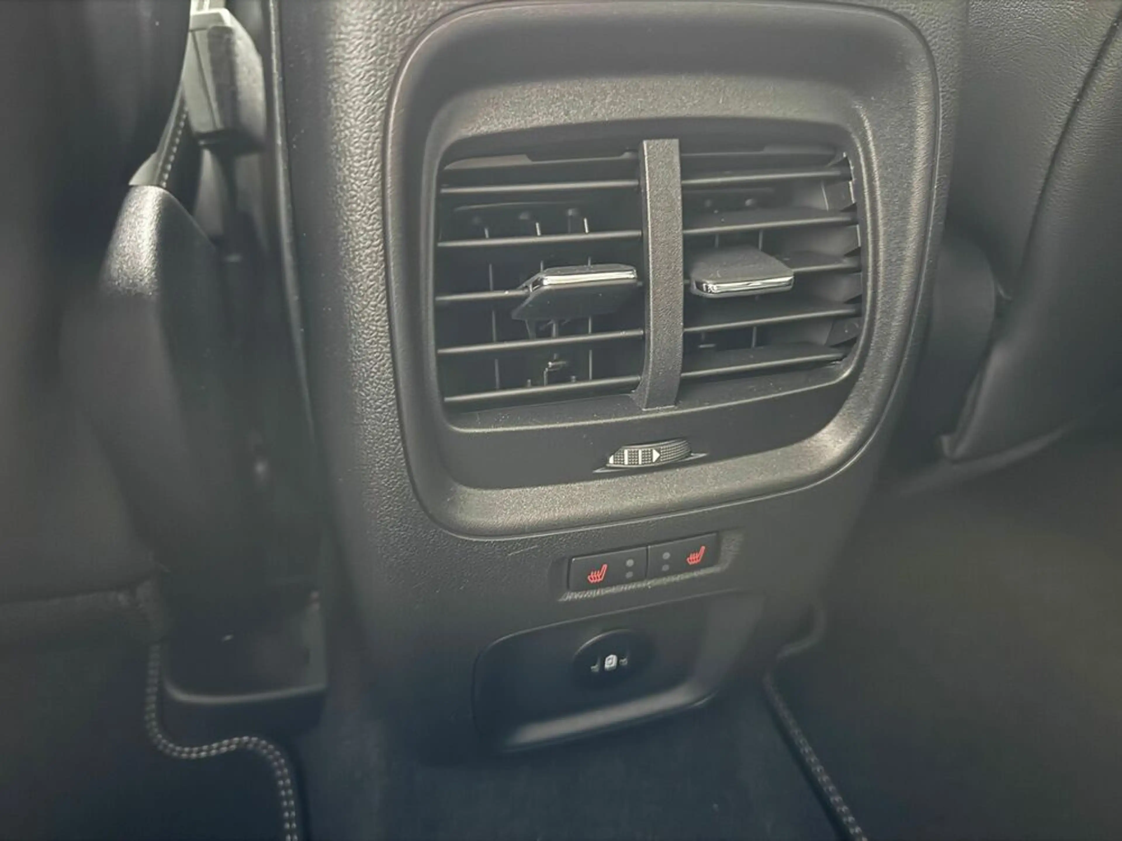 Ford Kuga Hybrid Active X — photo 11