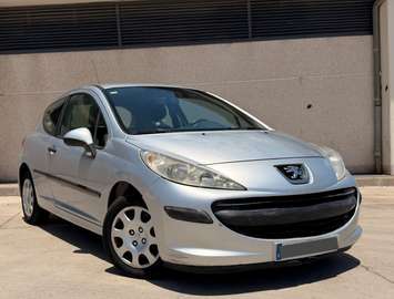 207 1.4i 16v X-Line X-Line