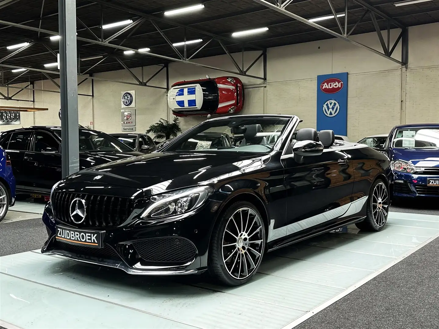 Mercedes-Benz C 180 | AMG | NAVI | LEER | LED | Stoel Koeling | NL-AUT Zwart - 1