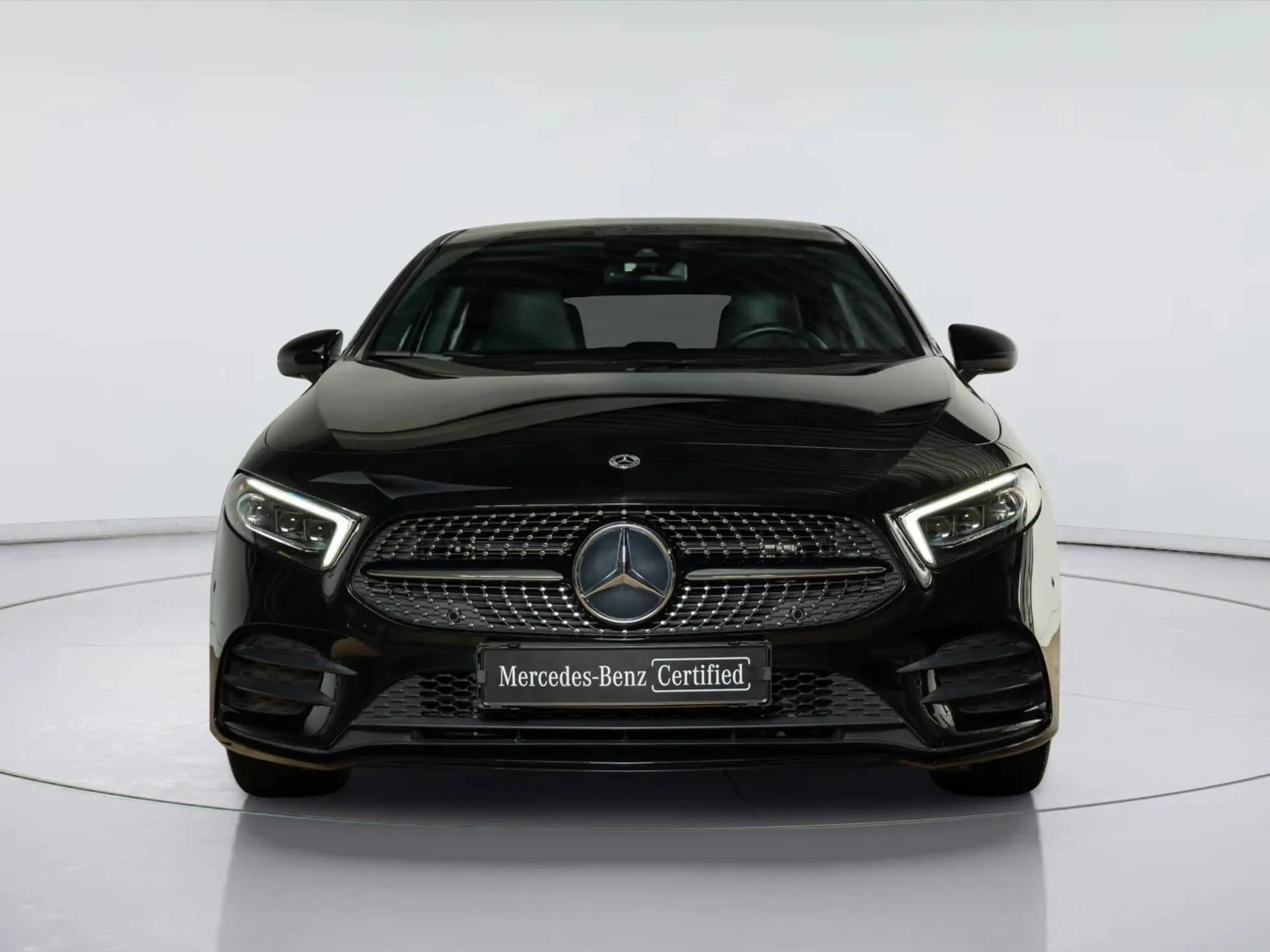 Mercedes-Benz A 250 e AMG Line Panorama dak — photo 5