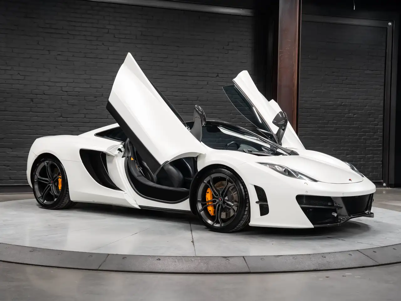 McLaren MP4-12C fotografie McLaren MP4-12C