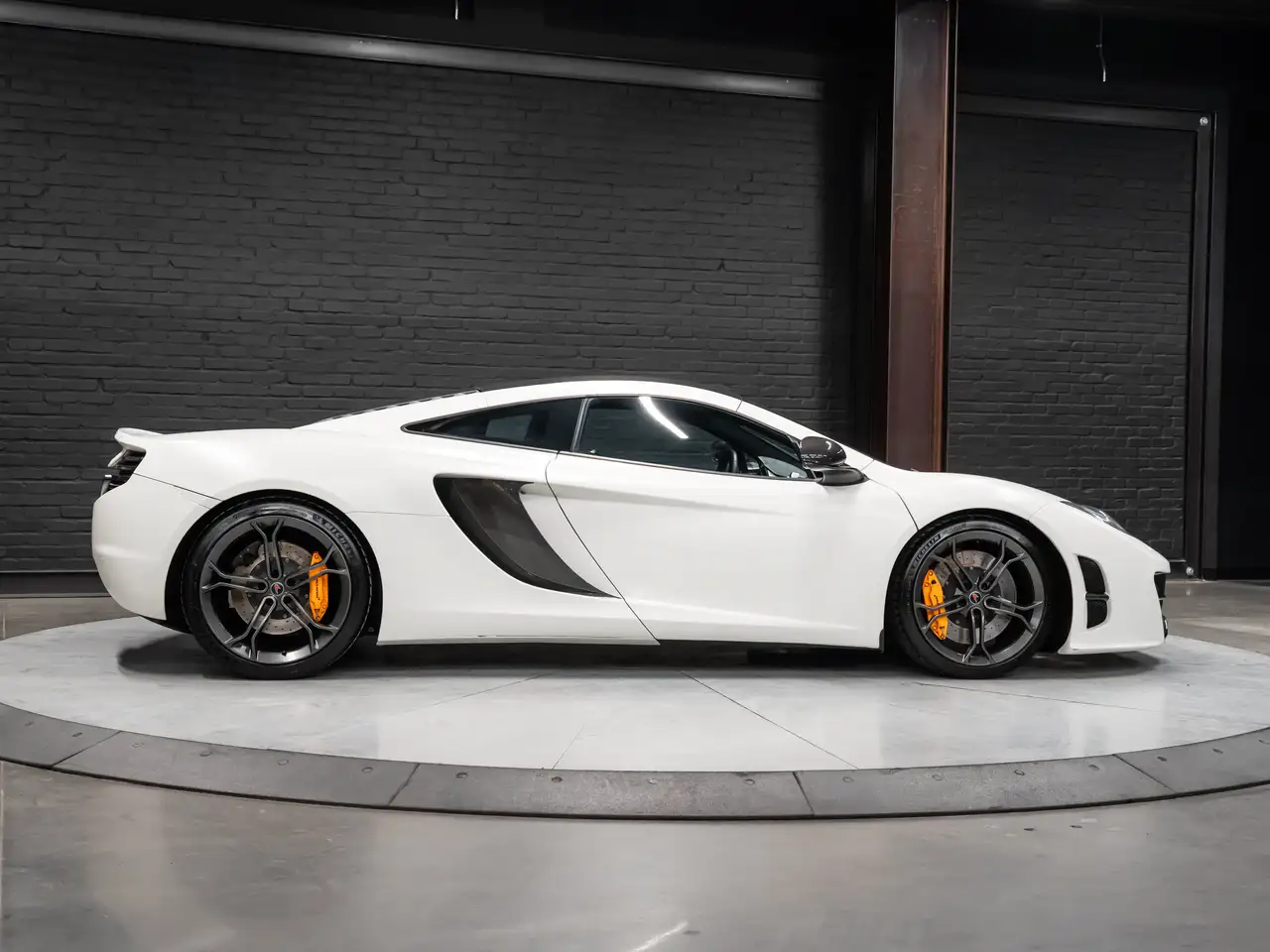 McLaren MP4-12C fotografie McLaren MP4-12C