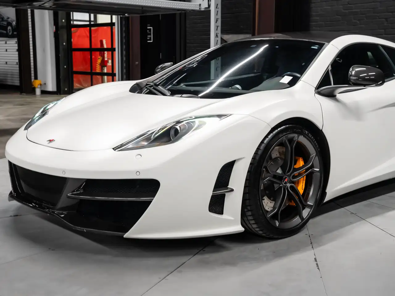 McLaren MP4-12C fotografie McLaren MP4-12C