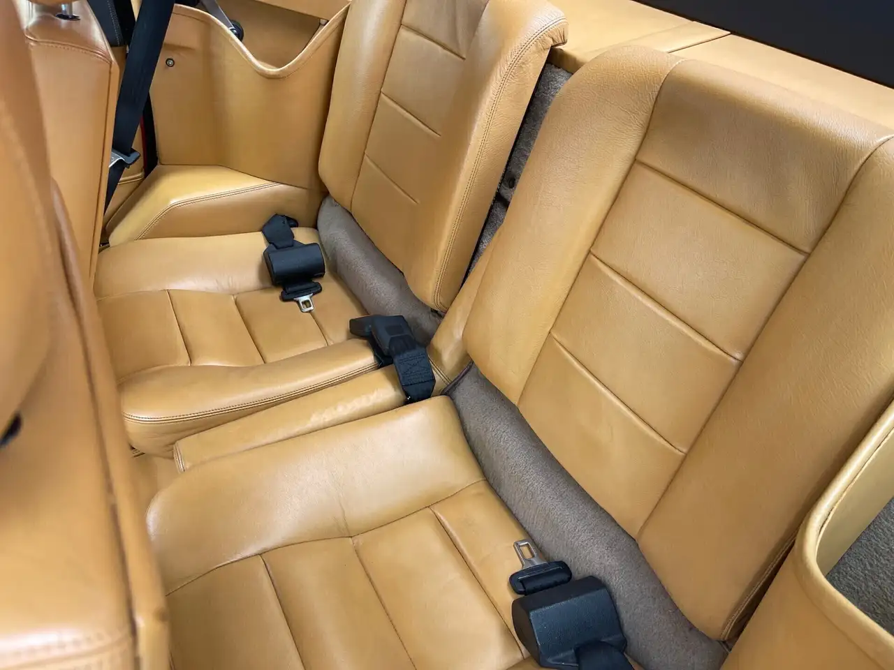 Ferrari Mondial 3.4 T Cabrio, foto 9