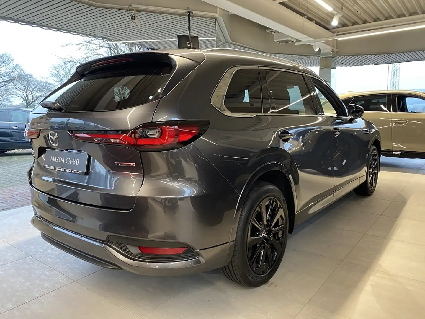 Mazda CX-80 3.3 Homura Plus 6-Sitzer AUTOMATIK Pano, Bose, Mat Grau - 2