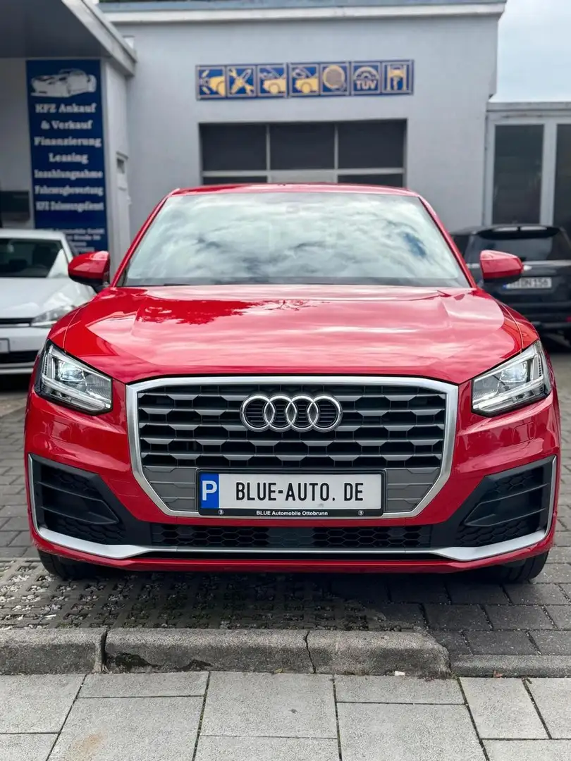 Audi Q2 sport 1.4. TFSI S-tronic S-Line LED Navi Rot - 2