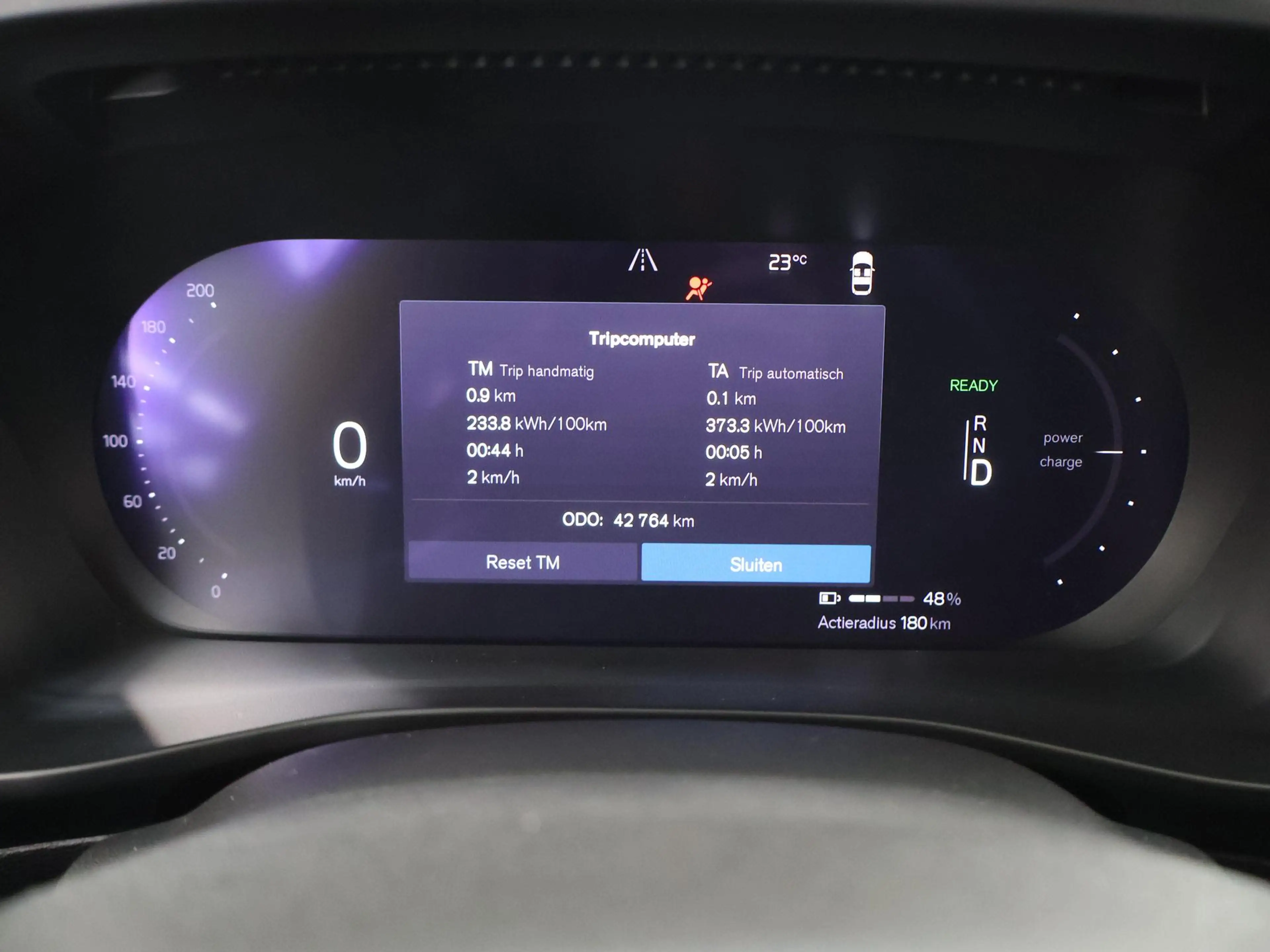 Volvo C40 Recharge Core 69 kWh | SOH 95% | Trekhaak | warmte — photo 13