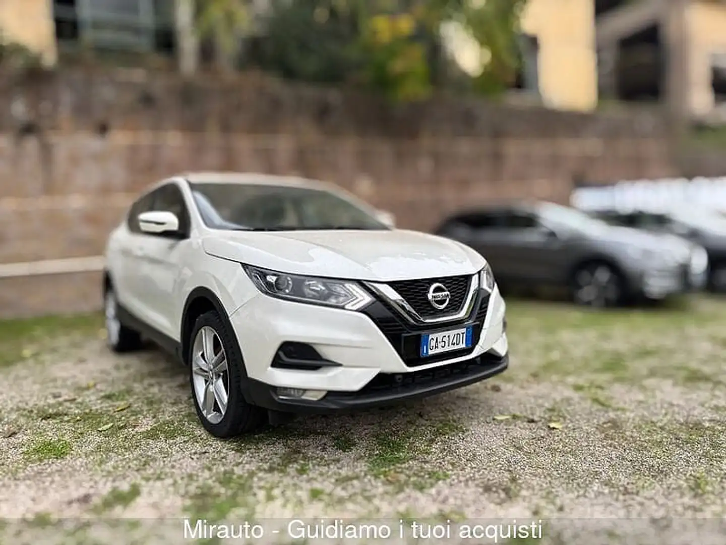 Nissan Qashqai 2ª serie Qashqai 1.3 DIG-T 140 CV N-Motion Start Bianco - 1