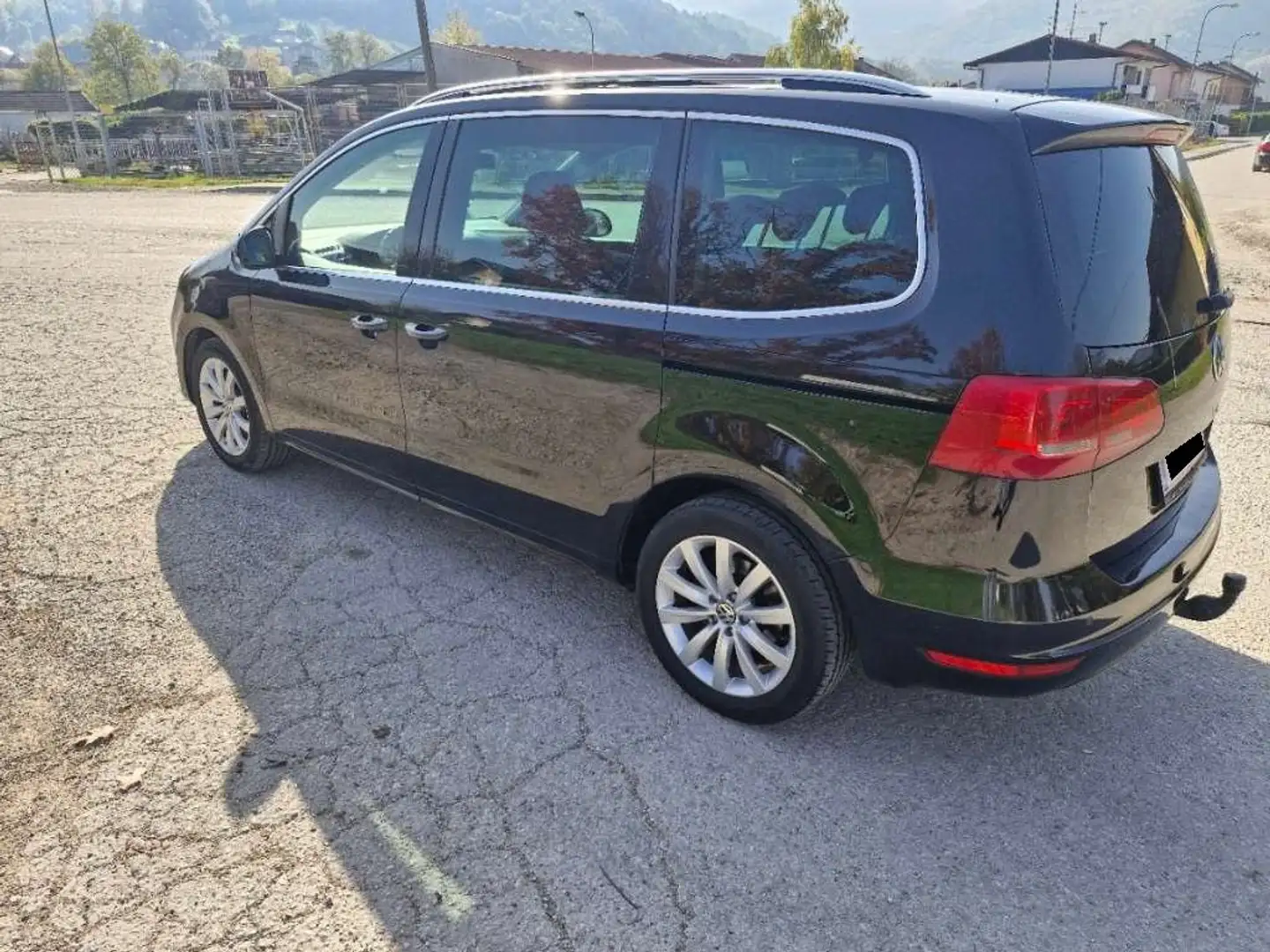 Volkswagen Sharan Sharan Sky BMT 2,0 TDI DPF DSG Sky Schwarz - 2