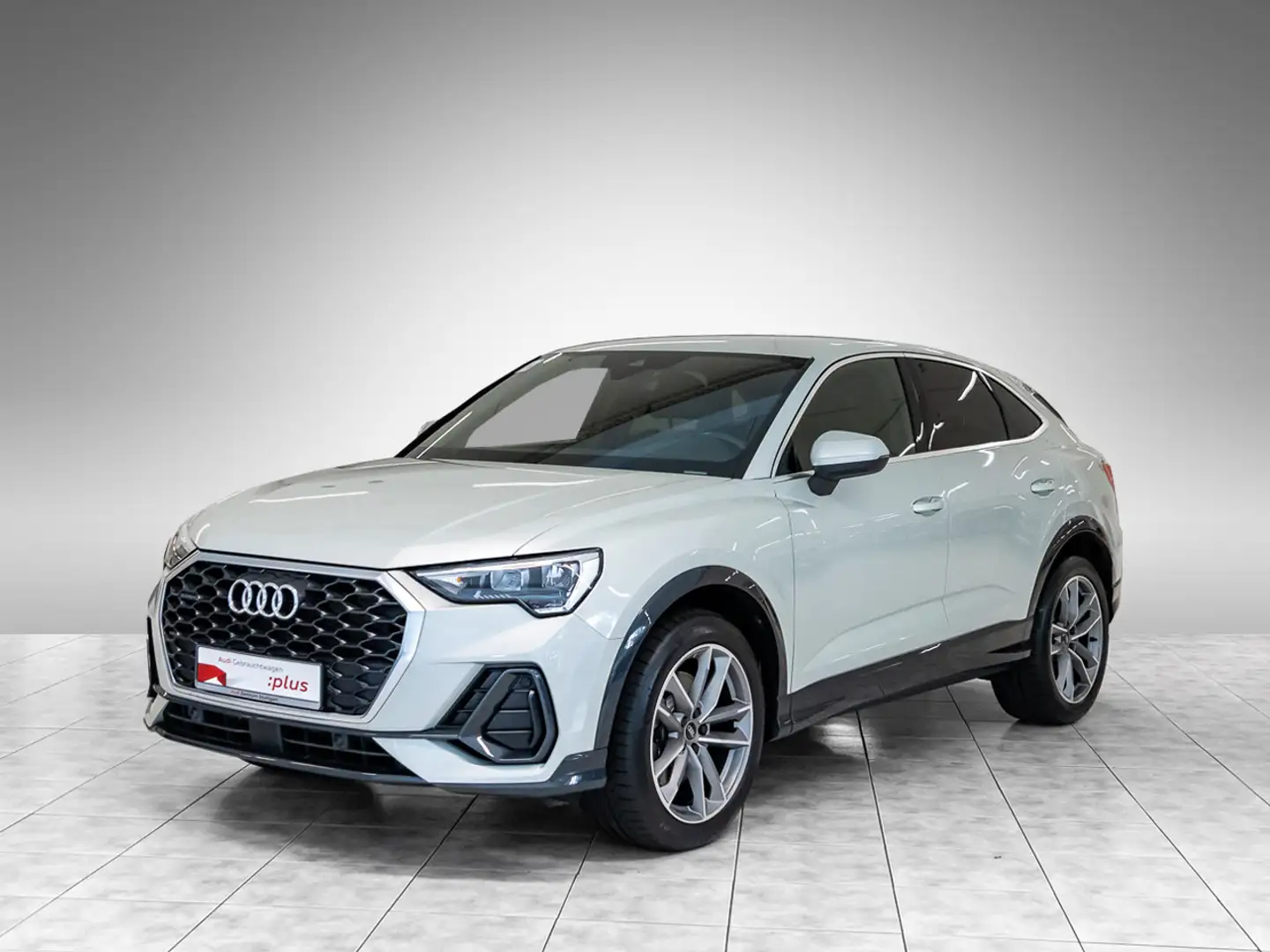 Audi Q3 Sportback 40 TDI qu S line AHK Keyless virtCo Silber - 2