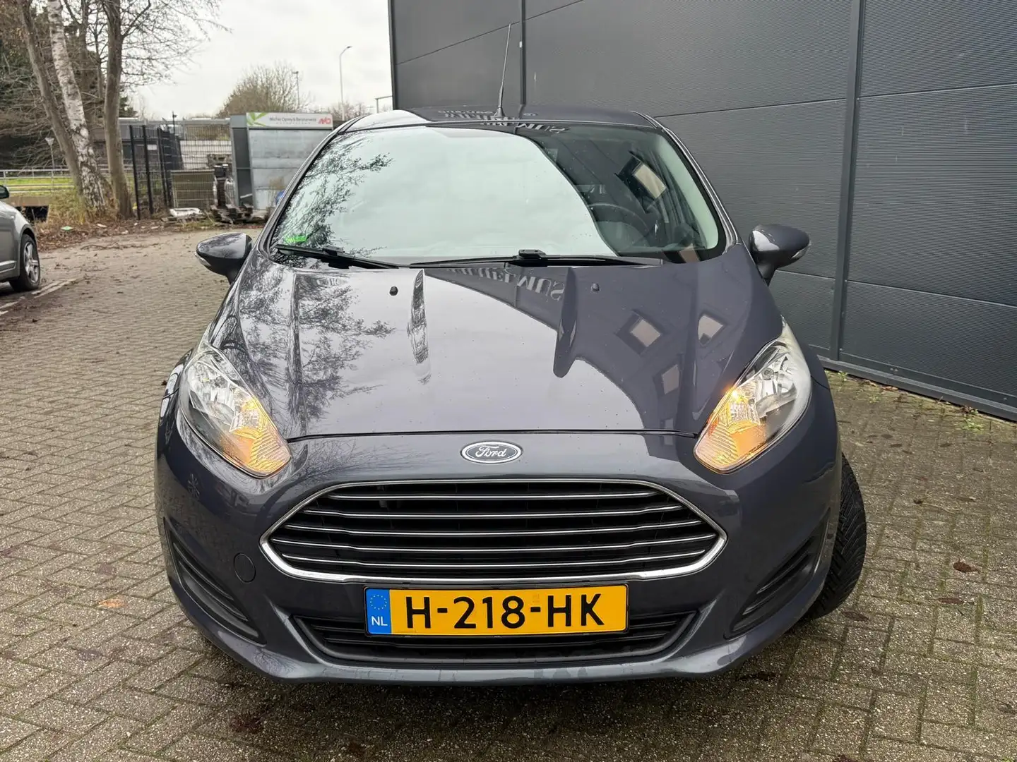 Ford Fiesta 1.0 Styl5D/Airco/bluetooth/Elek ramen/trekhaak Gris - 2