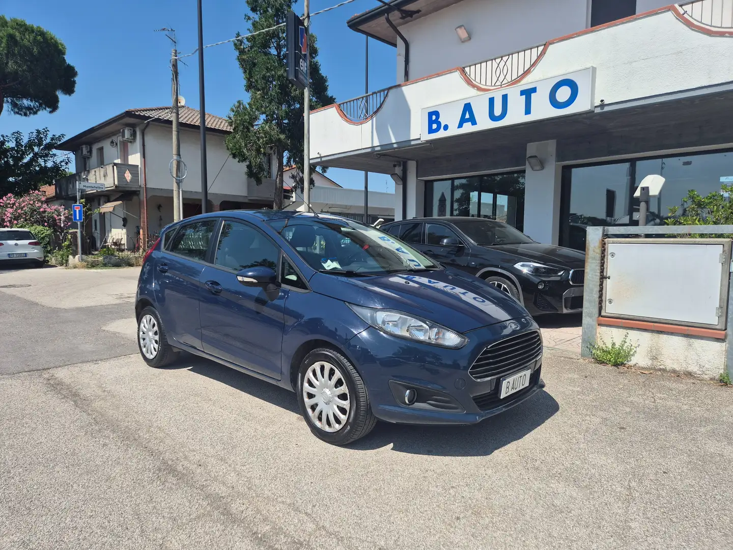Ford Fiesta Fiesta VI 2013 3p 1.0 Plus 80cv E6 Bleu - 1