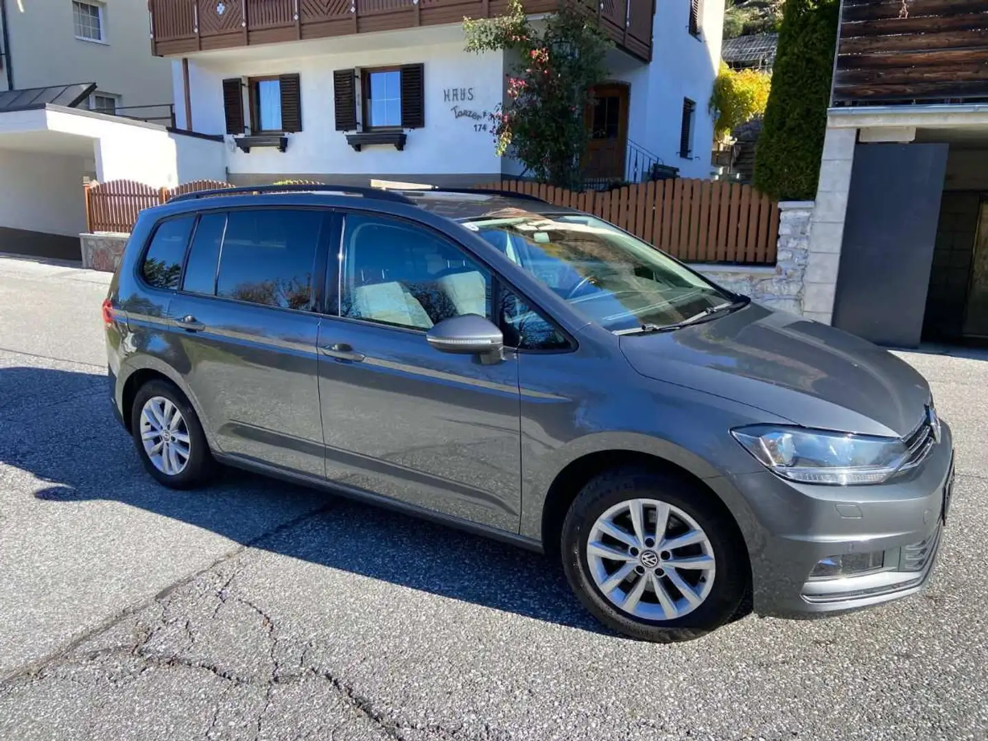 Volkswagen Touran Touran 1,2 TSI Grau - 1