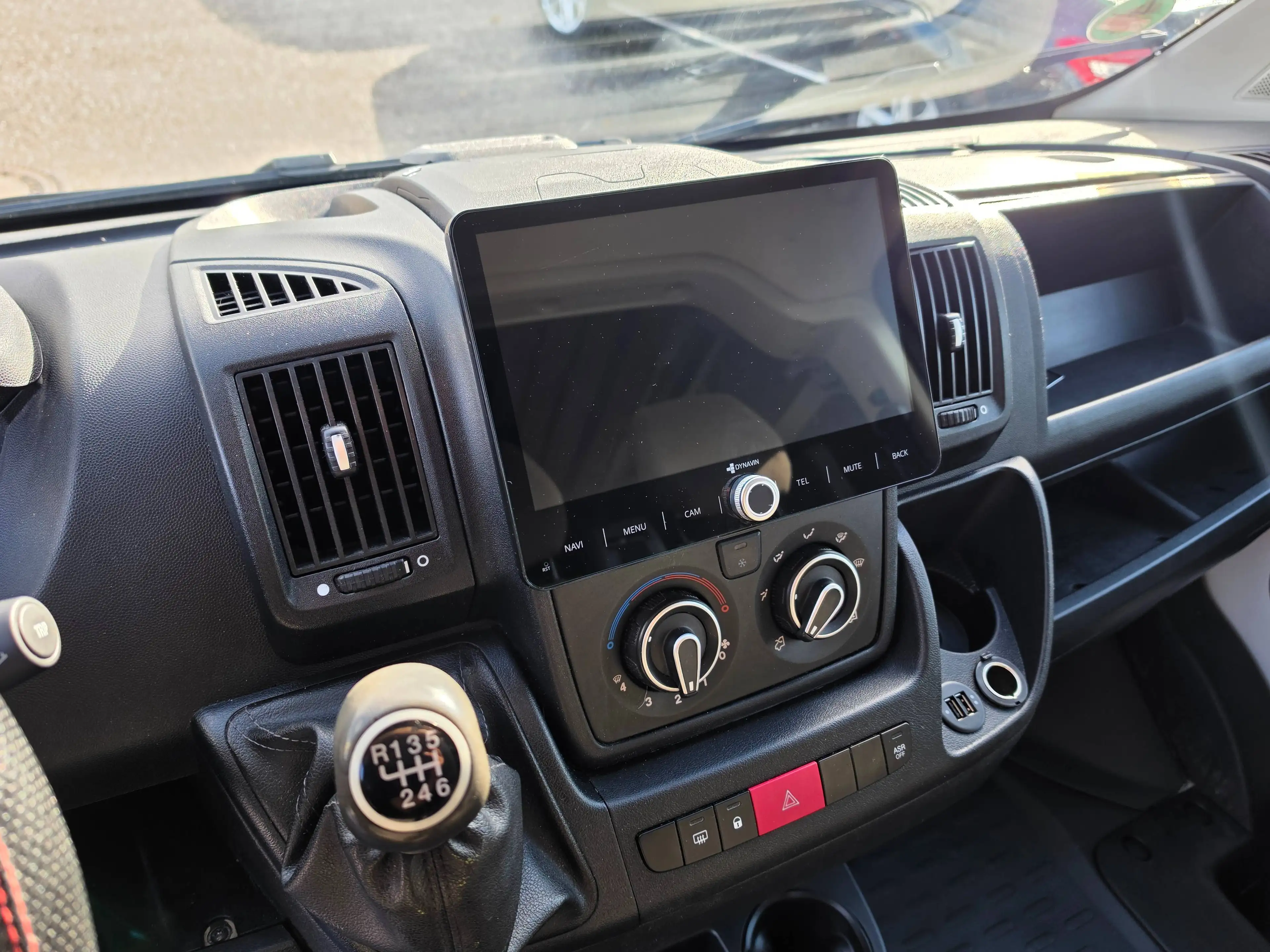 Peugeot Boxer 335 L3H2 Avantage Edition BlueHDi 130 Stop — photo 13