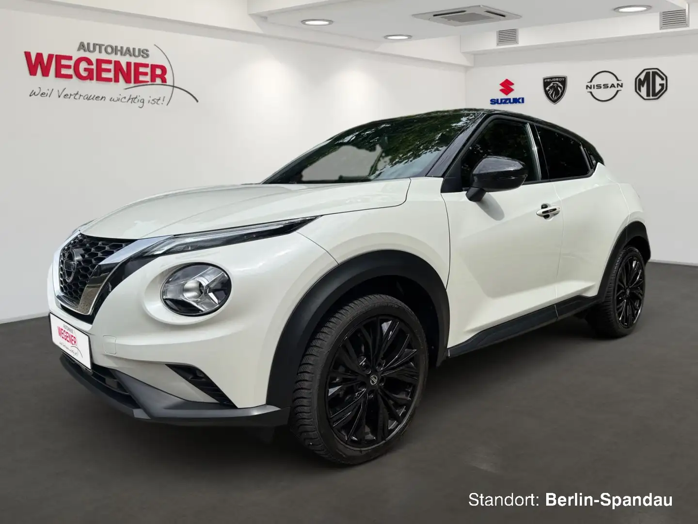 Nissan Juke JUKE Enigma AT Allwetter NAVI SHZ SCHECKHEFT TOP Blanc - 1