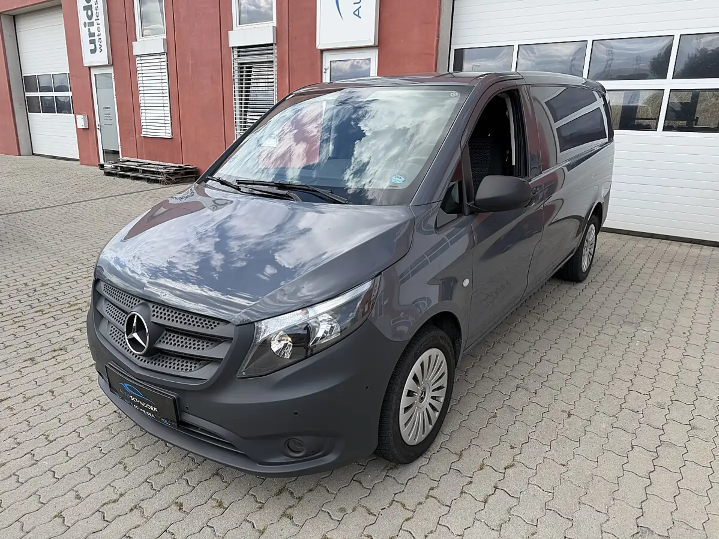 Mercedes-Benz Vito 116CDI RWD Lang Sitzheizung* Tempomat* Par... Grau - 1