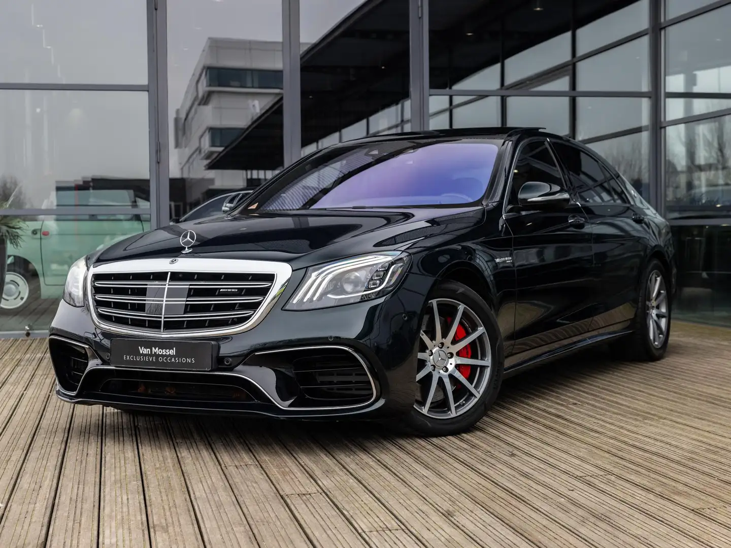 Mercedes-Benz S 63 AMG 4Matic+ Lang Premium Plus | SMARAGDGROEN | STOELMA Groen - 2