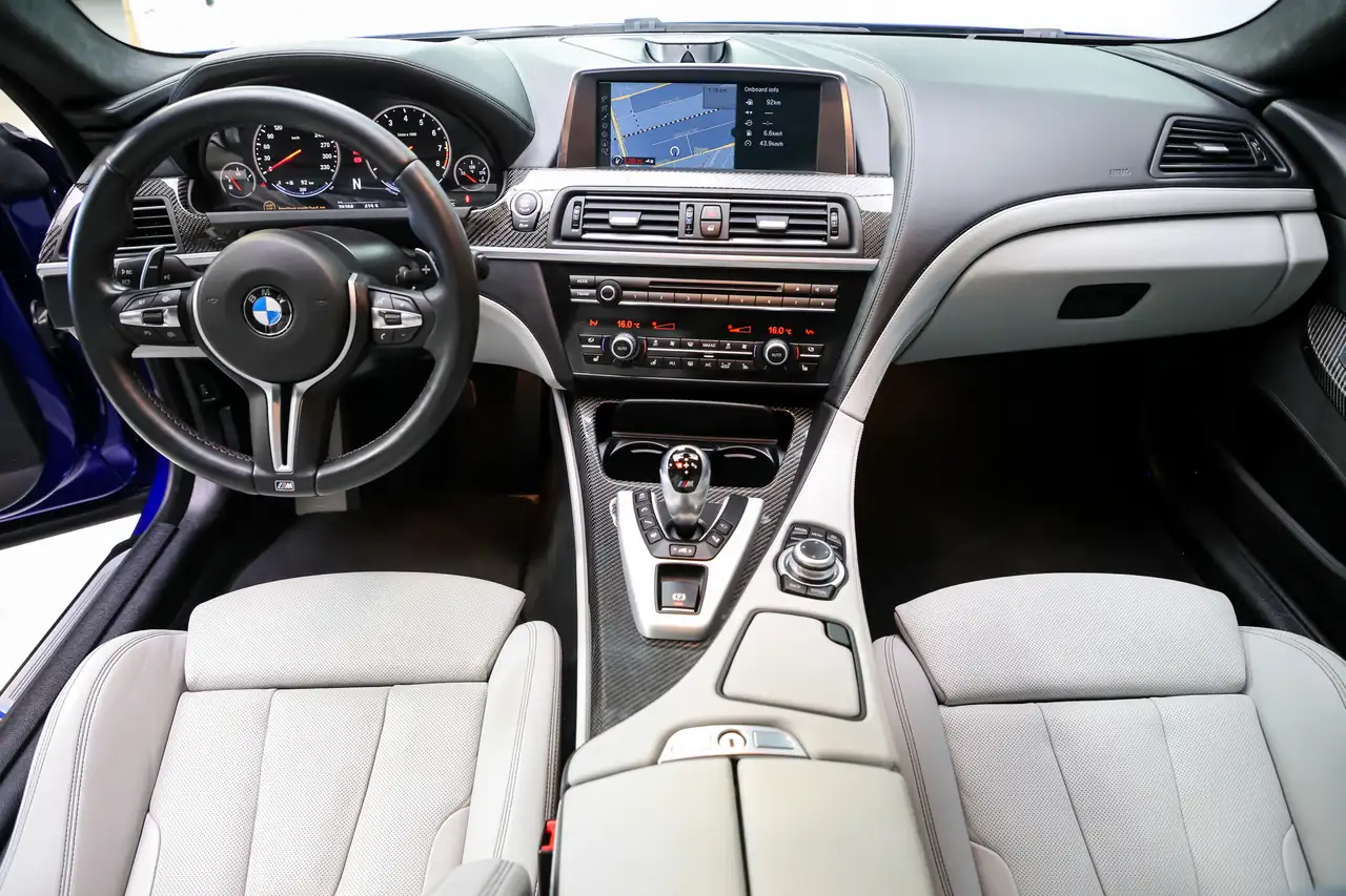 BMW M6 снимка BMW M6