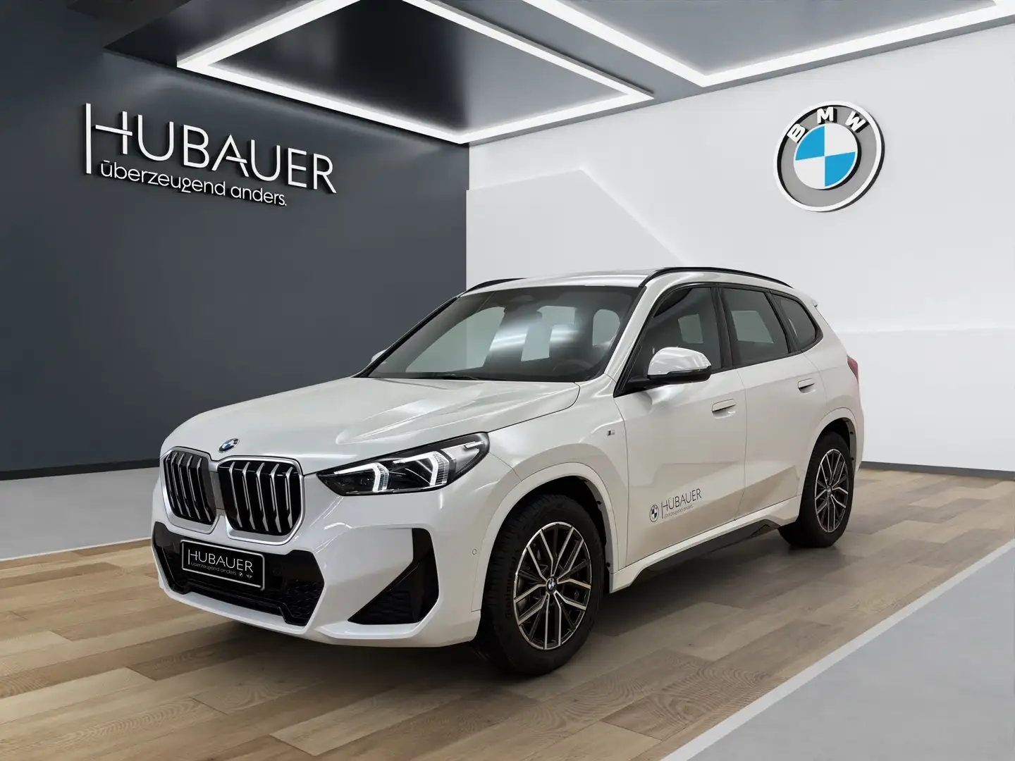 BMW X1 sDrive20d [M Sport, AHK, ACC, RFK, 18" LMR] Weiß - 1