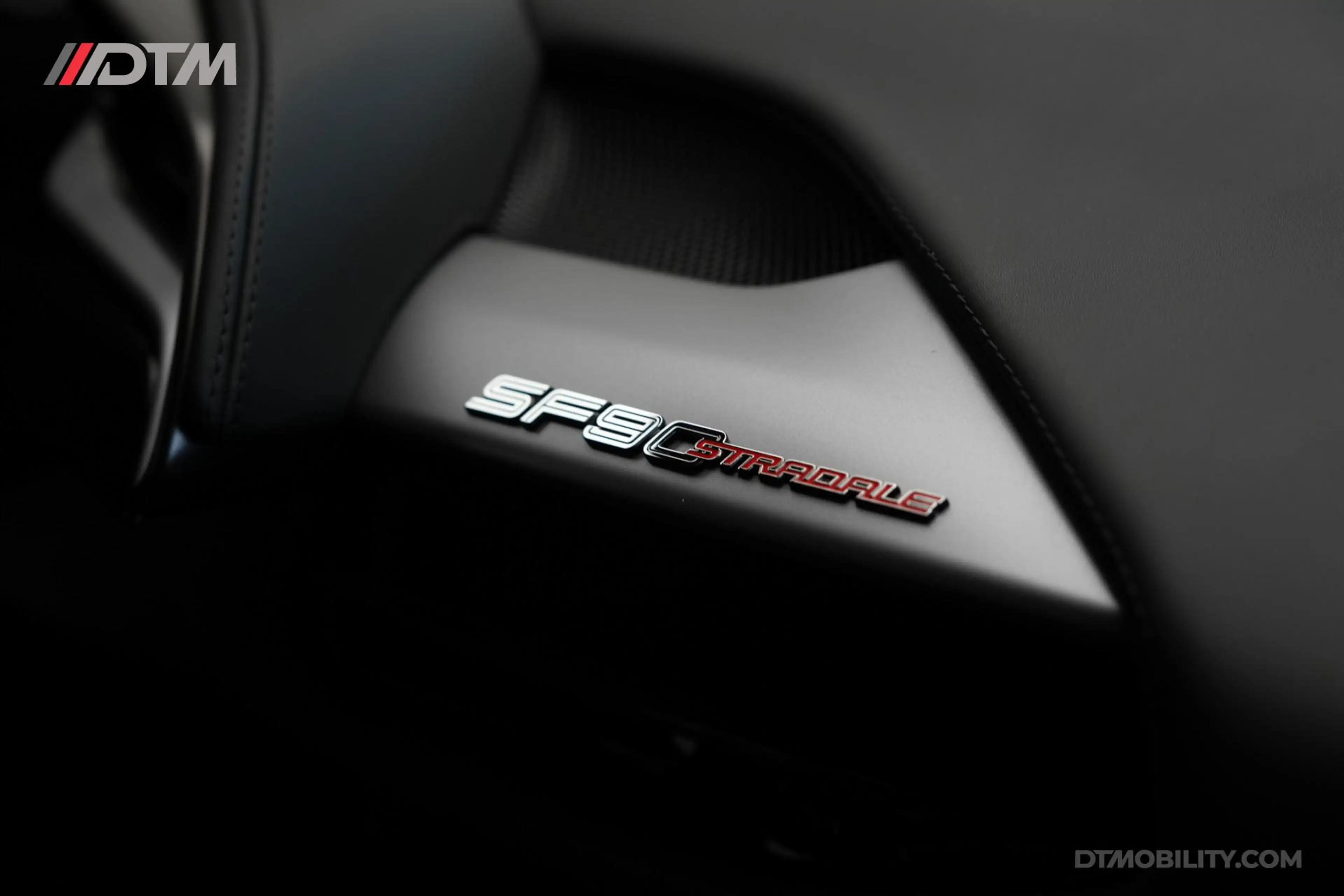 Ferrari SF90 Stradale 4.0 V8 | Assetto Fiorano | Daytona Racing seats | — photo 25