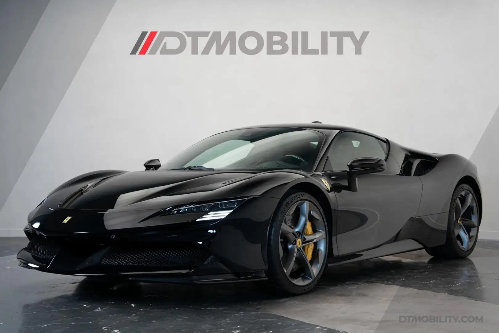 Ferrari SF90 Stradale 4.0 V8 | Assetto Fiorano | Daytona Racing seats | Schwarz - 1