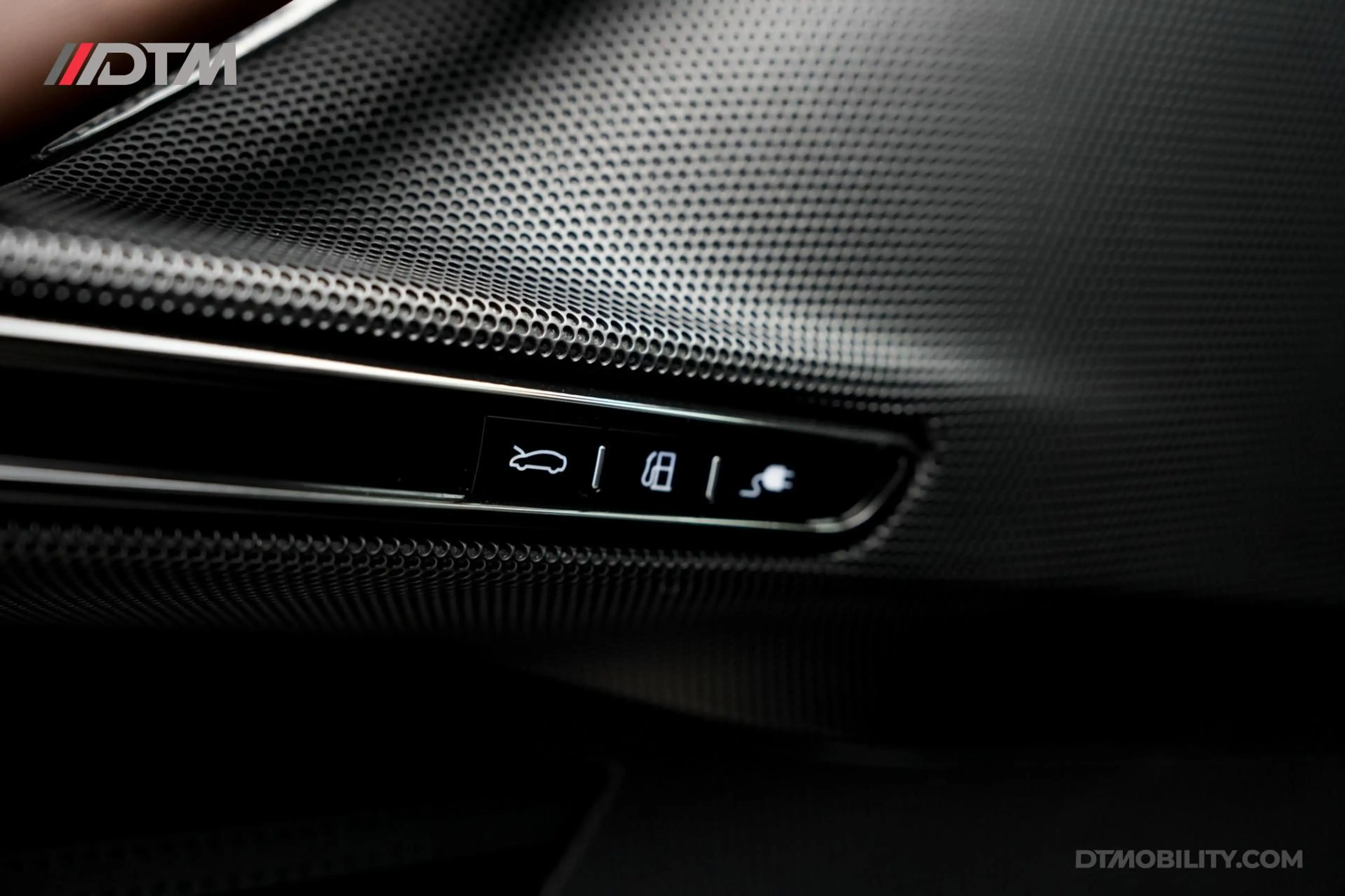 Ferrari SF90 Stradale 4.0 V8 | Assetto Fiorano | Daytona Racing seats | — photo 21