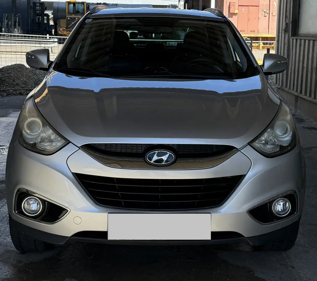 Hyundai iX35 2,0 CVVT Style 4WD Grau - 1