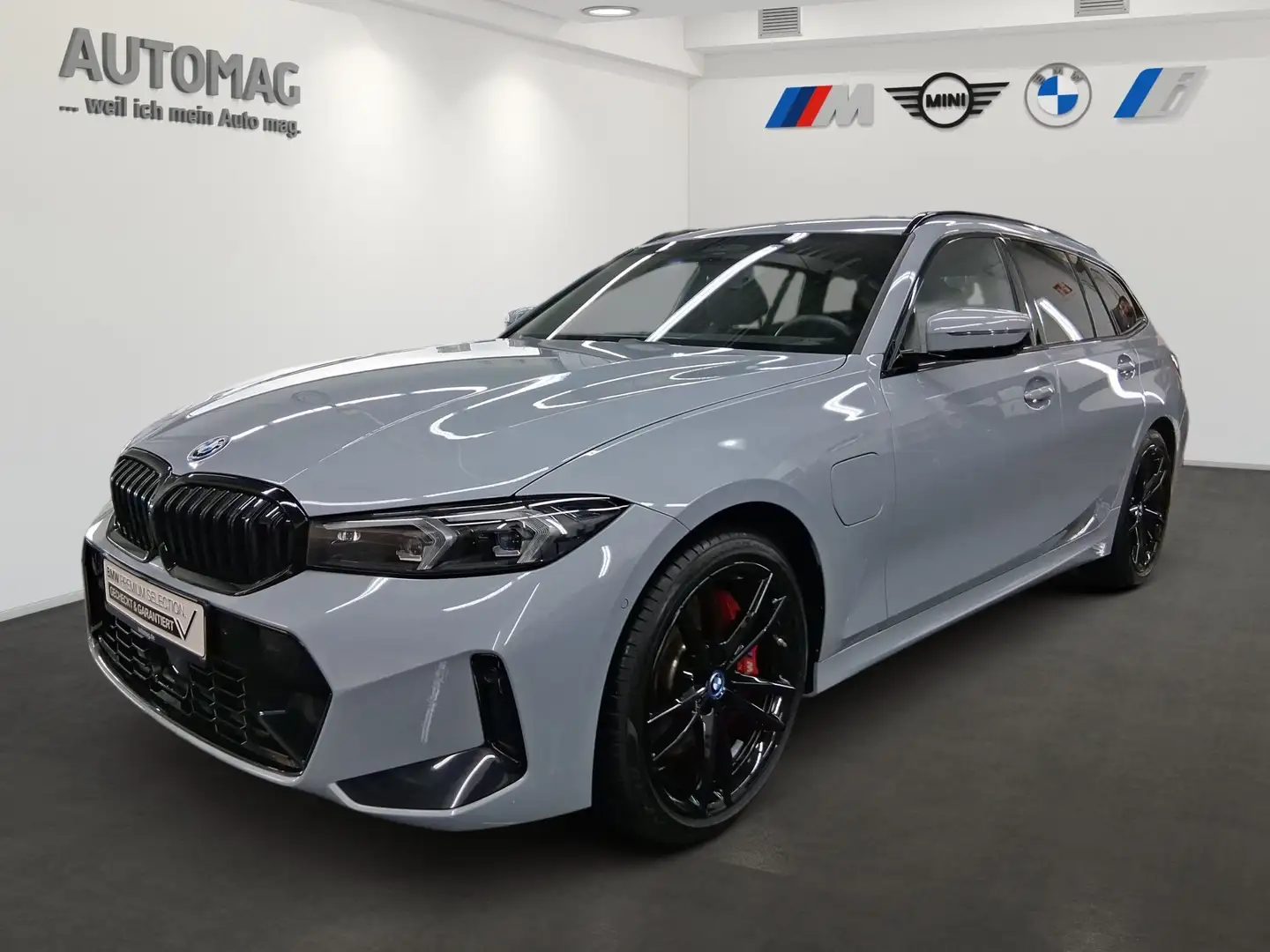 BMW 330 e Touring MSportpaketPro*DrivingAss.Plus *AHK* Par Grau - 1