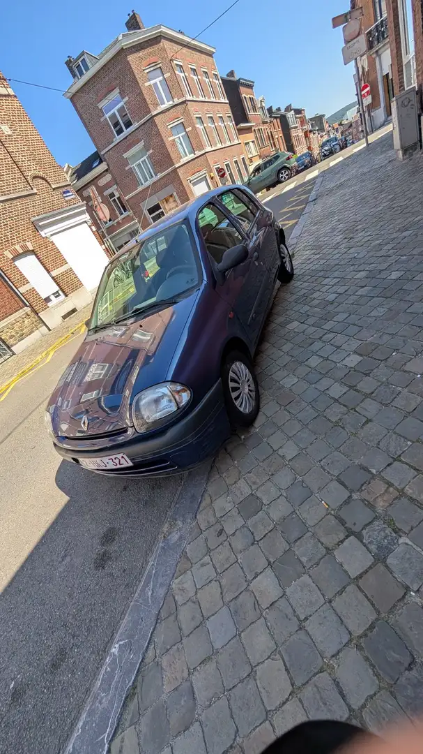 Renault Clio 1.2 RN - 1