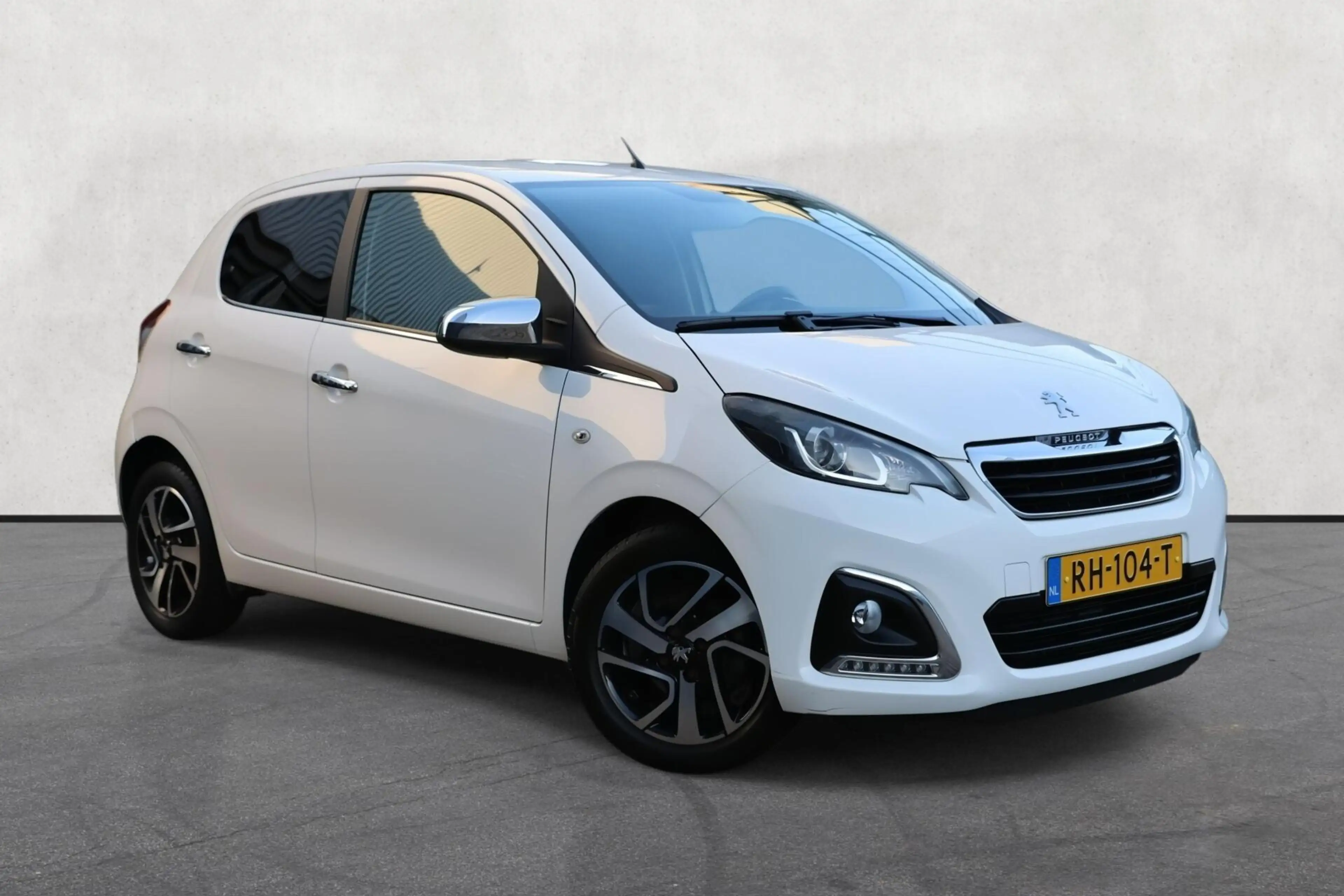 Peugeot 108 1.0 e-VTi Allure | Cruise | NAVI | Camera | NAP| — photo 9