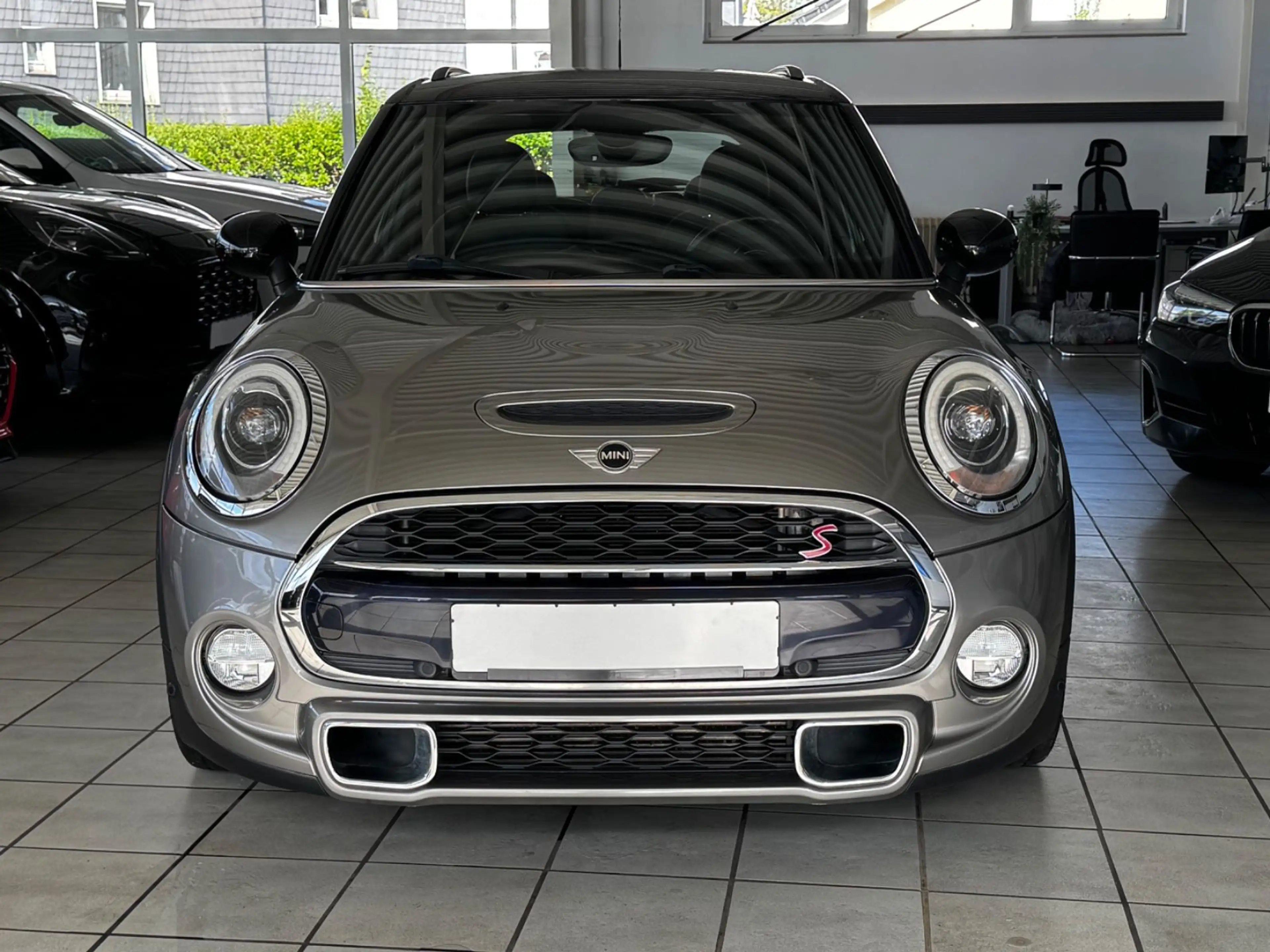 MINI Cooper SD /1.HD/LEDER/NAVI/XENON/SHZ/PDC — photo 8