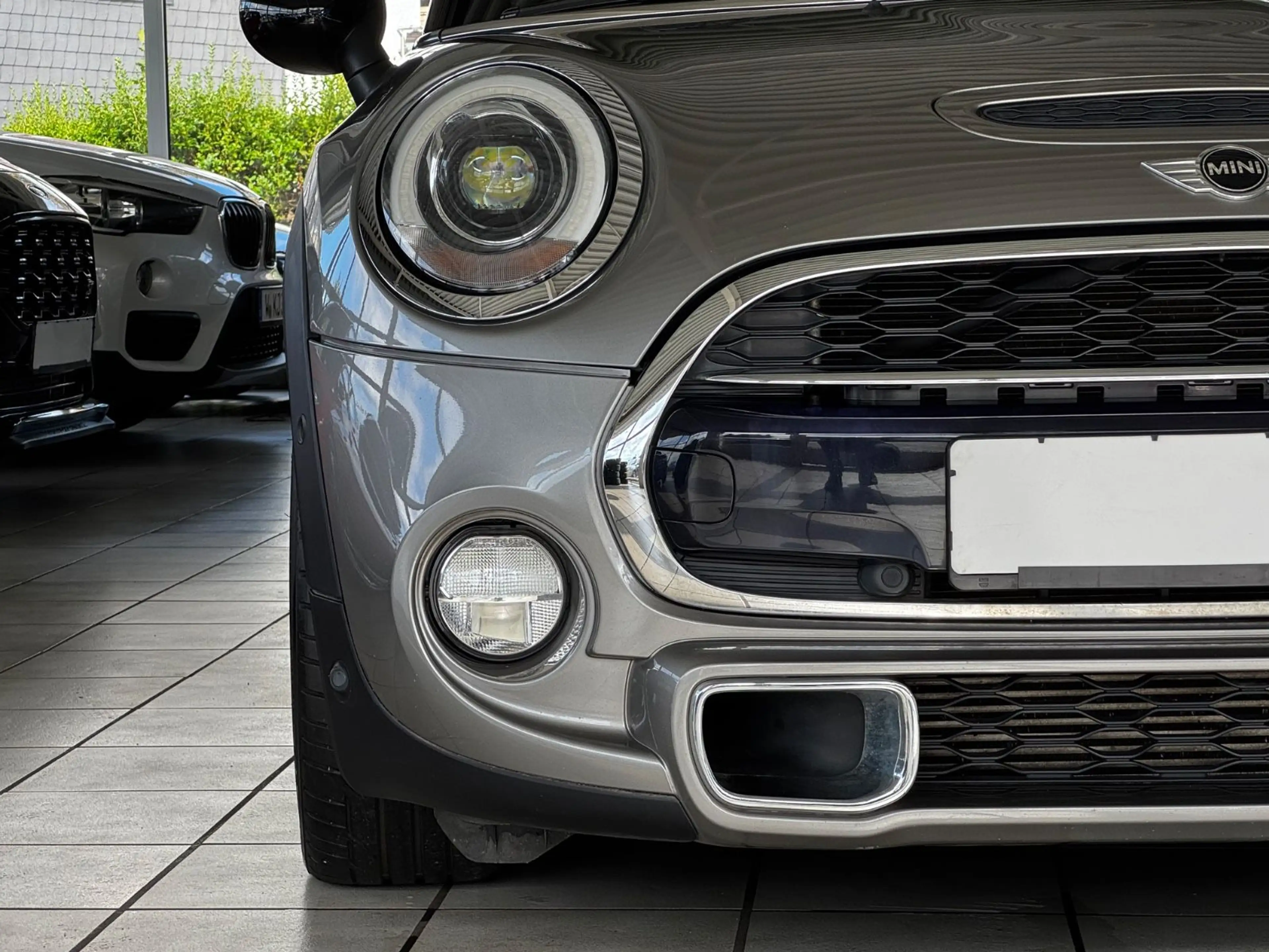 MINI Cooper SD /1.HD/LEDER/NAVI/XENON/SHZ/PDC — photo 9
