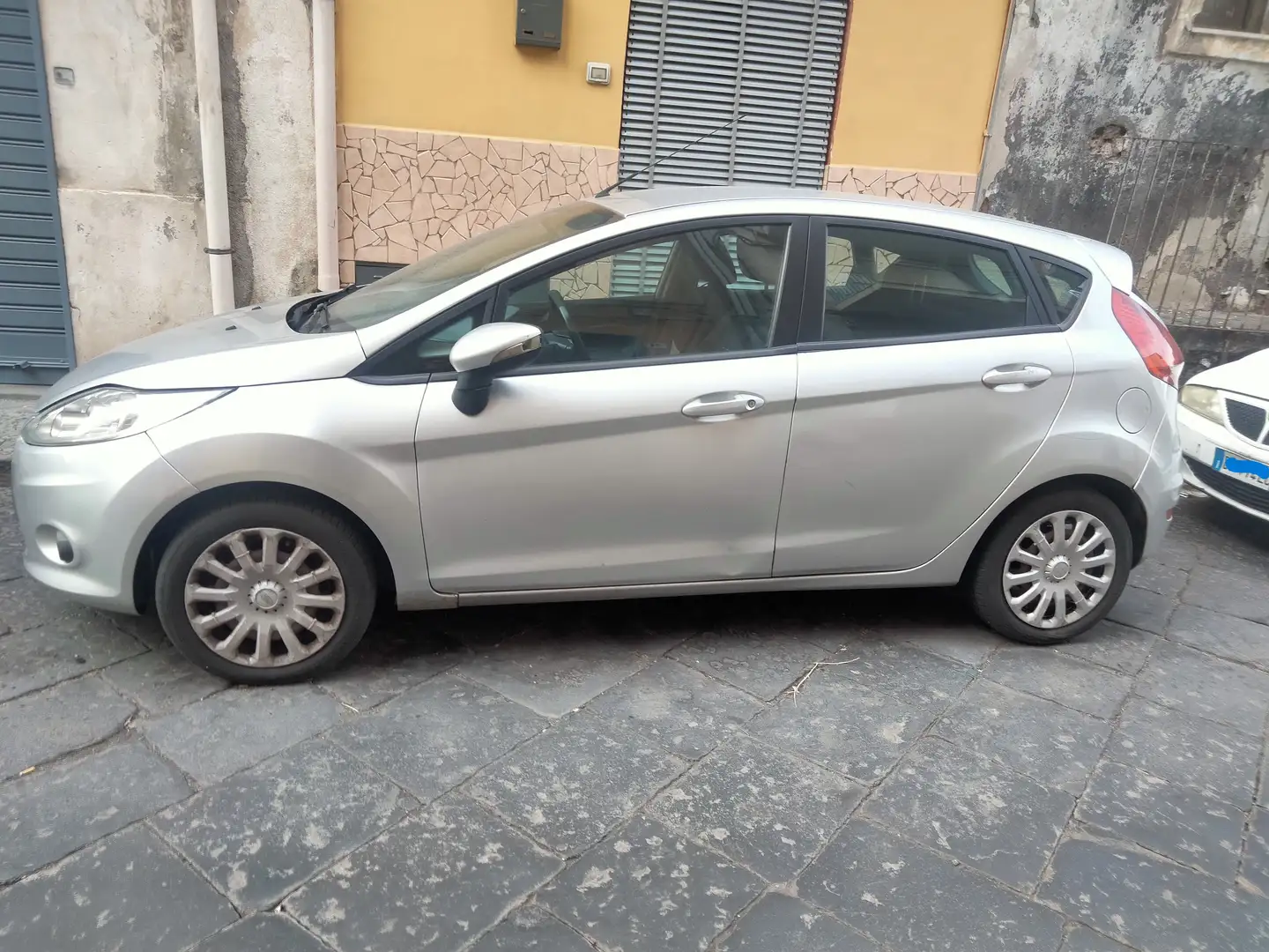 Ford Fiesta FORD Fiesta 6ª serie - 2010 Grigio - 2